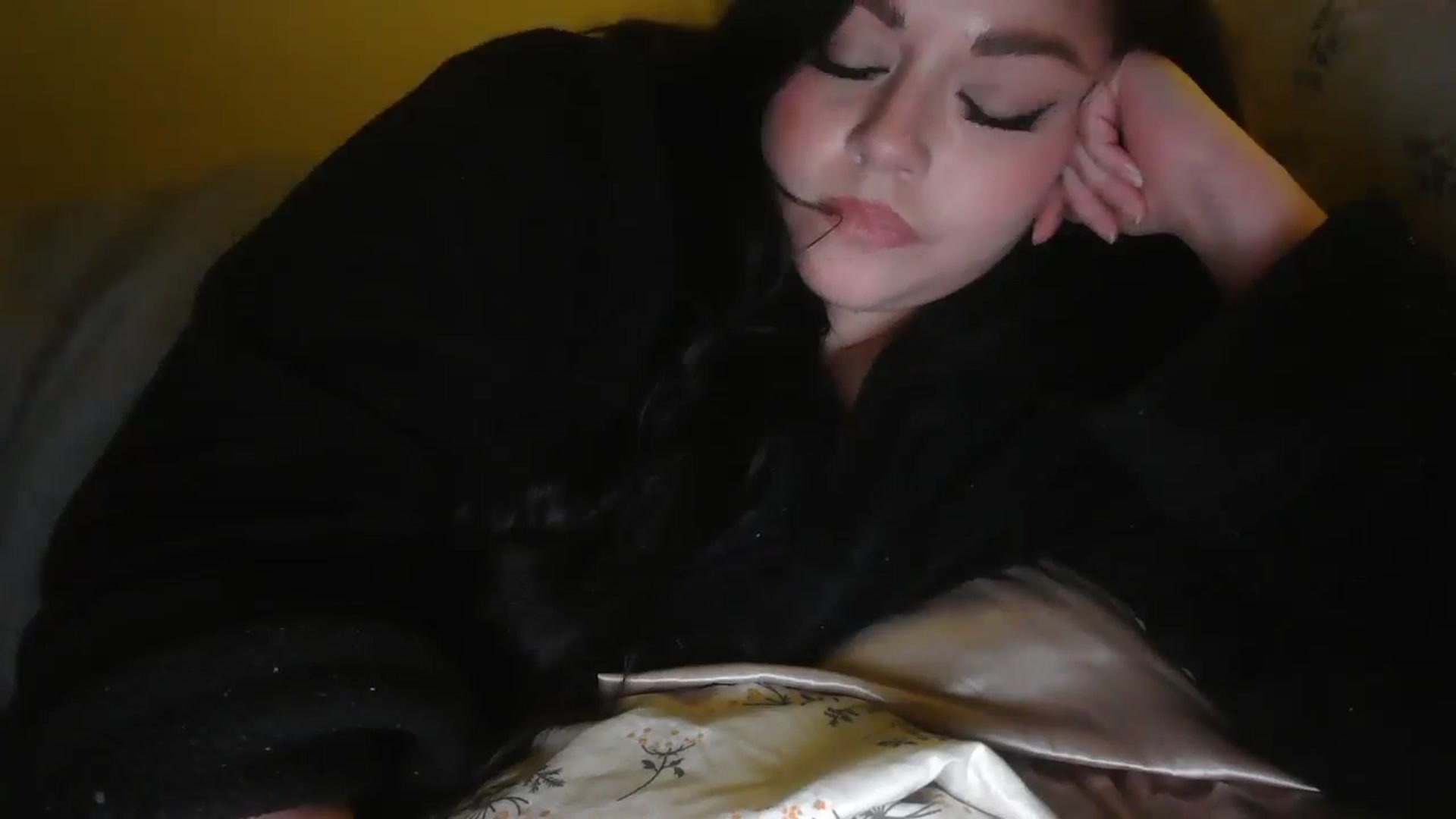 Gallery image thumbnail from TitsMcgeee's myfreecams stream on, 03/03/2026, 04:00 image 14 of 20