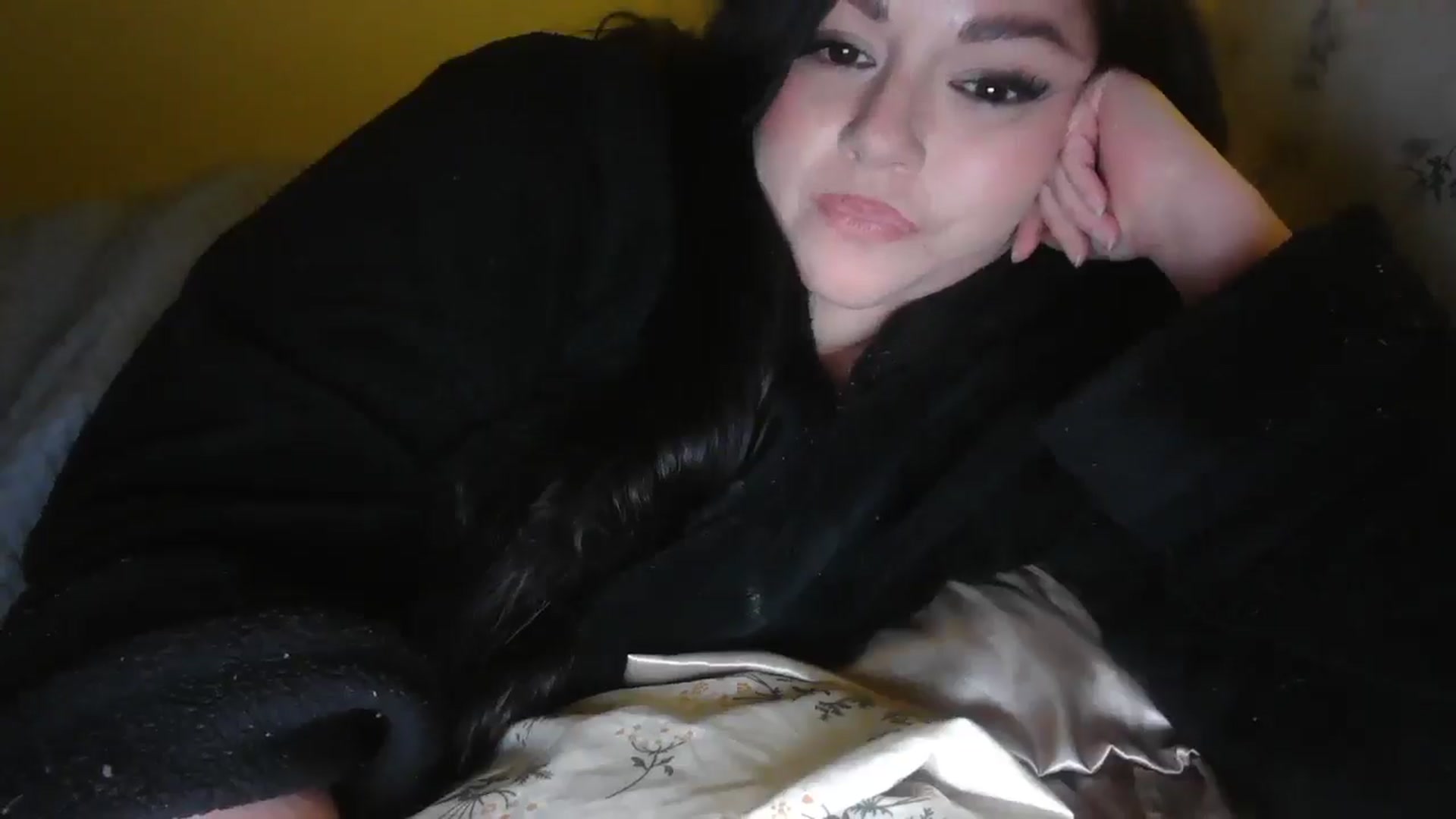 Gallery image thumbnail from TitsMcgeee's myfreecams stream on, 03/03/2026, 04:00 image 15 of 20