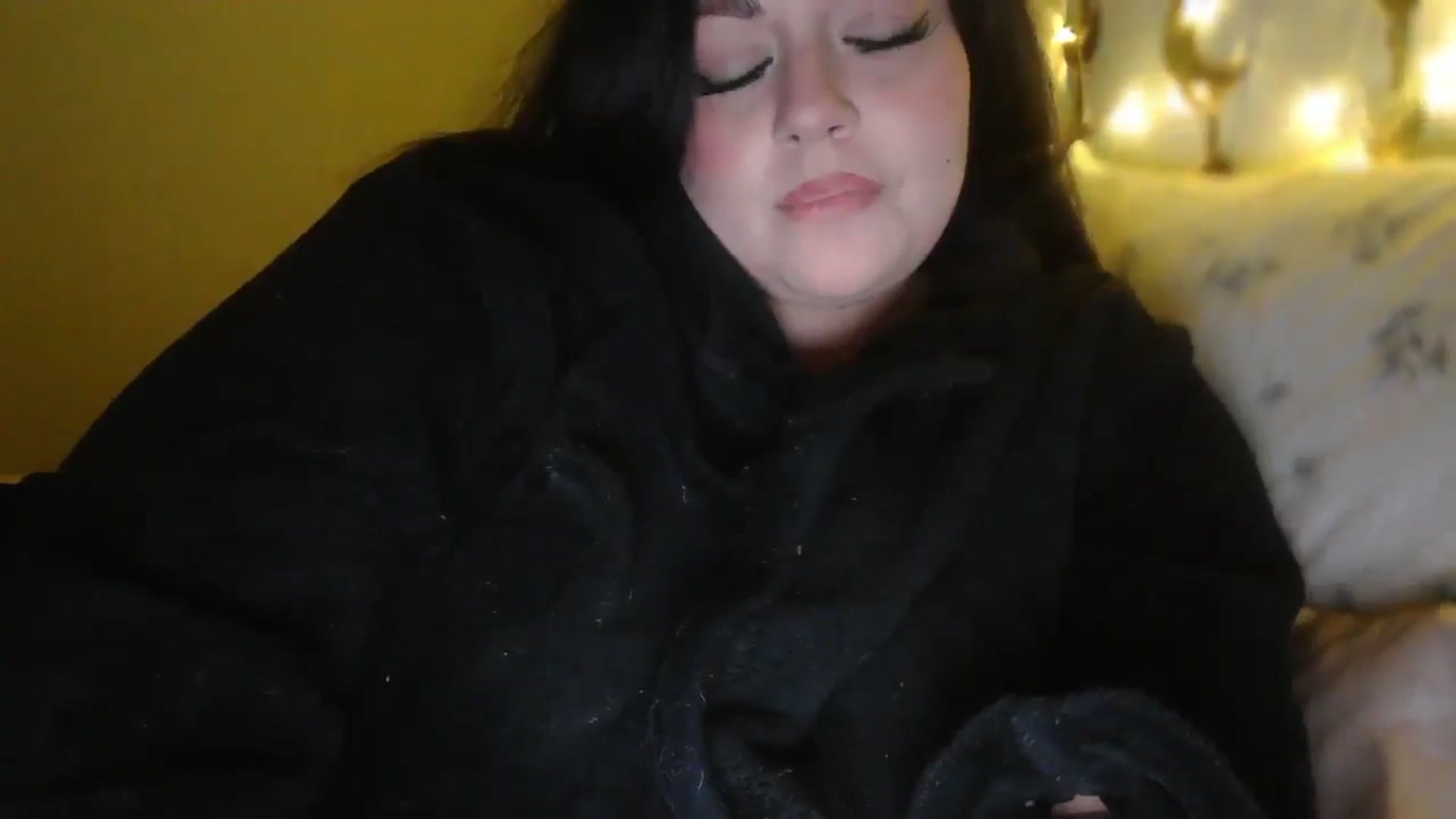 Gallery image thumbnail from TitsMcgeee's myfreecams stream on, 03/03/2026, 04:53 image 6 of 20