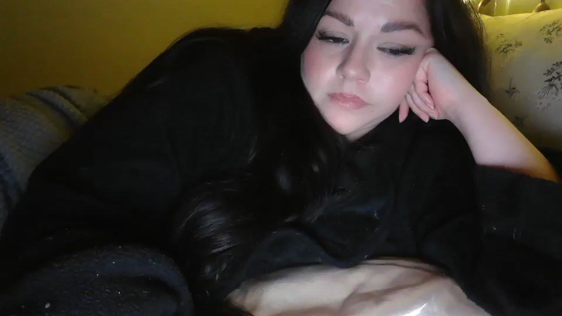 Gallery image thumbnail from TitsMcgeee's myfreecams stream on, 03/03/2026, 05:24 image 13 of 20