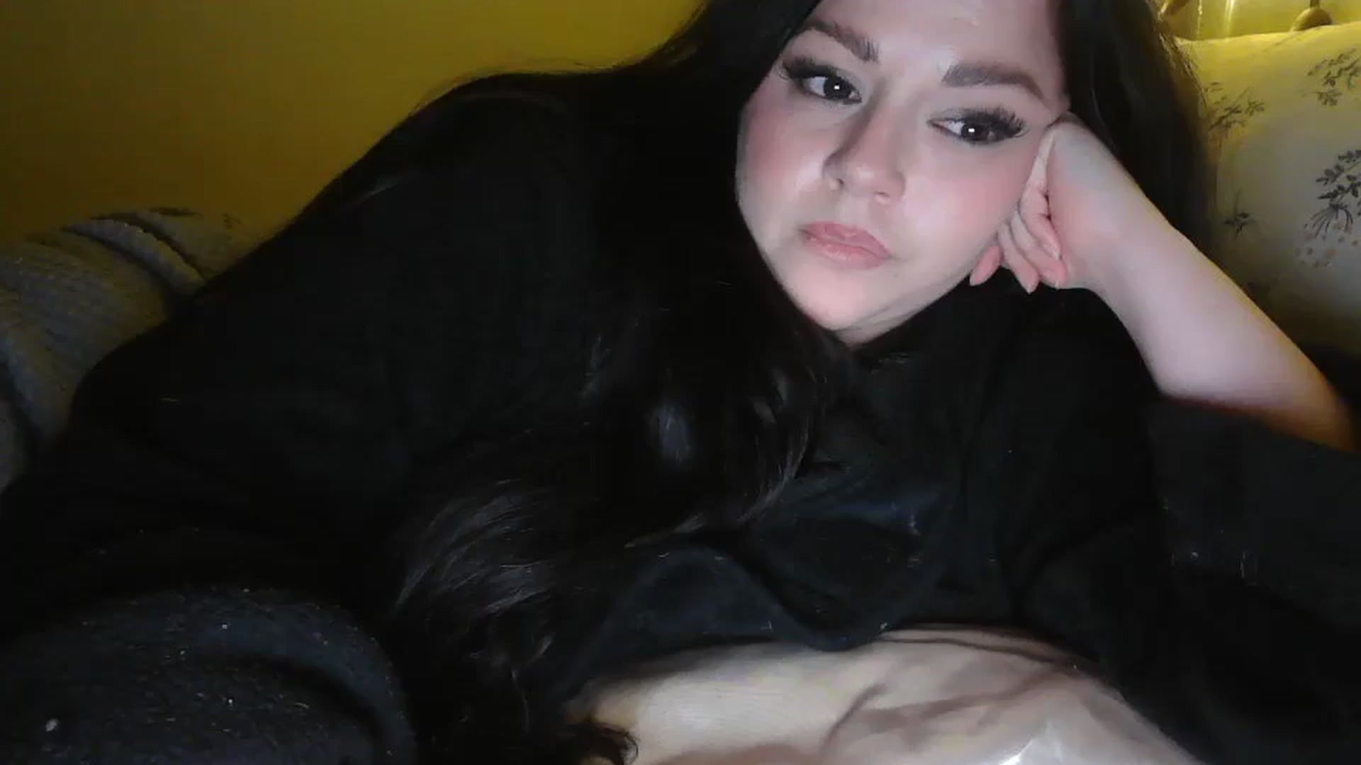 Gallery image thumbnail from TitsMcgeee's myfreecams stream on, 03/03/2026, 05:24 image 12 of 20