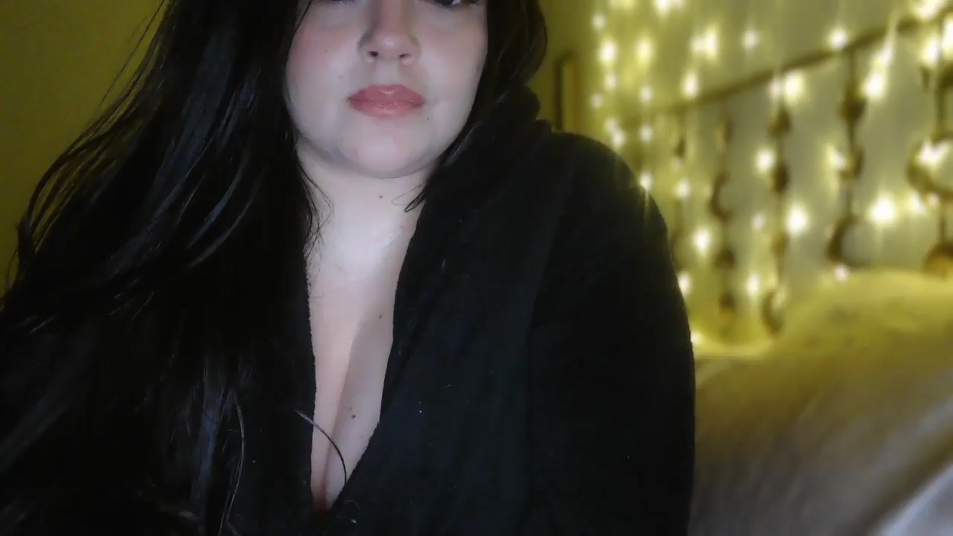 Gallery image thumbnail from TitsMcgeee's myfreecams stream on, 03/04/2026, 06:22 image 18 of 20