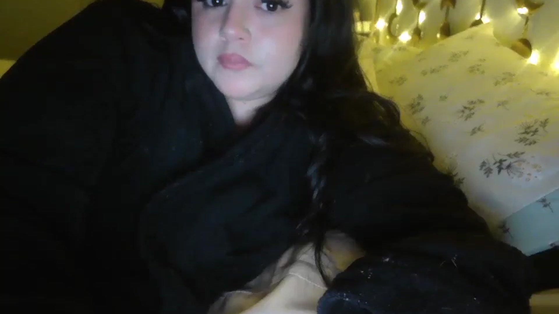 Gallery image thumbnail from TitsMcgeee's myfreecams stream on, 03/06/2026, 05:01 image 14 of 20