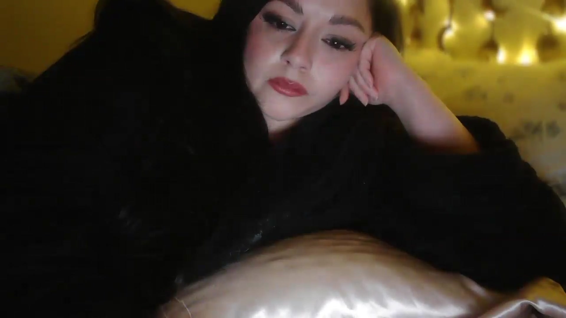 Gallery image thumbnail from TitsMcgeee's myfreecams stream on, 03/07/2026, 06:47 image 5 of 20