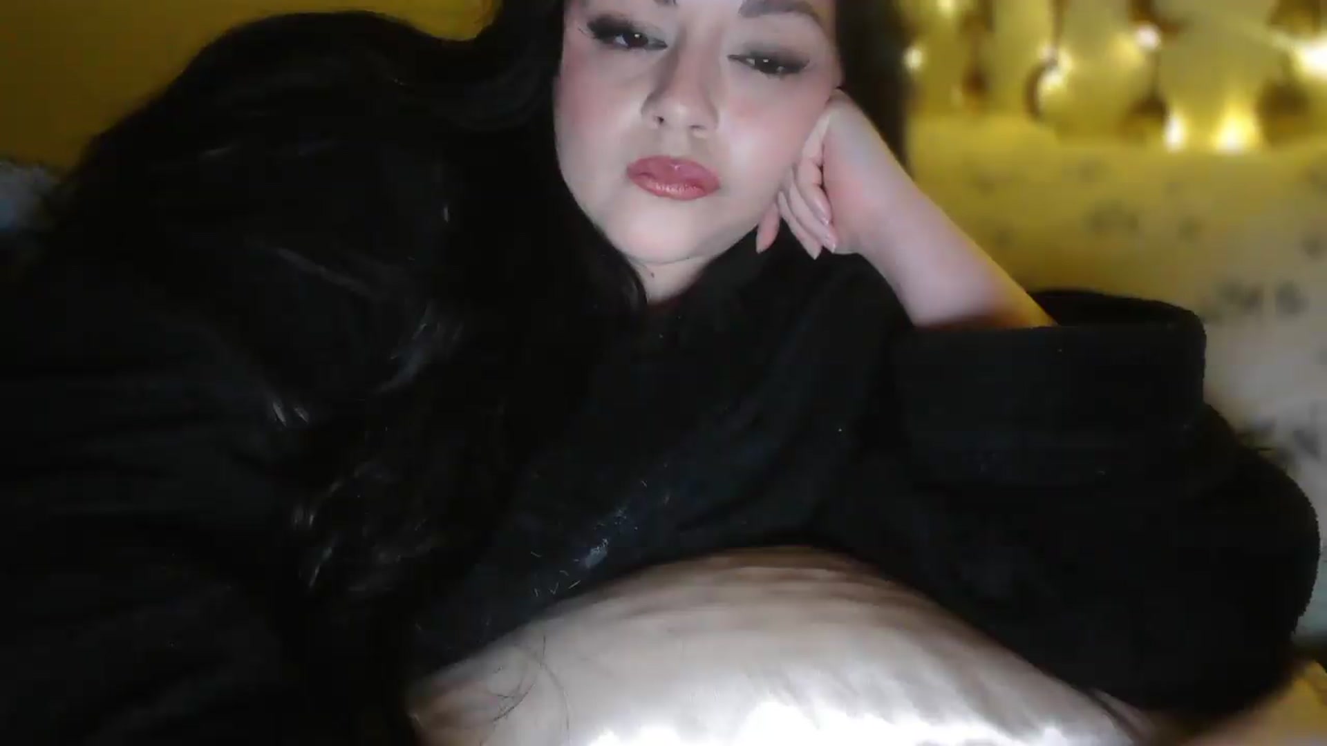 Gallery image thumbnail from TitsMcgeee's myfreecams stream on, 03/07/2026, 06:47 image 15 of 20