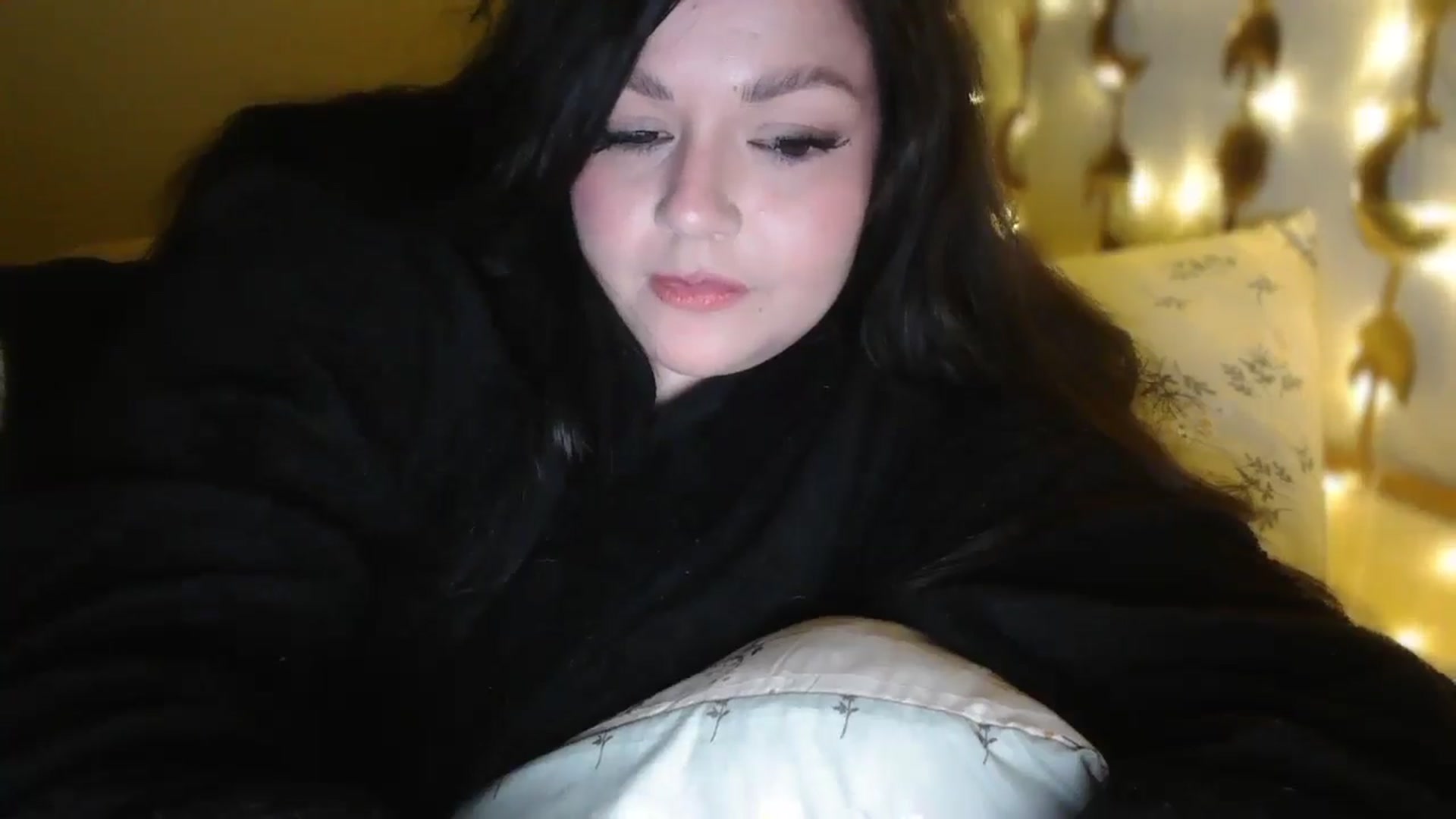 Gallery image thumbnail from TitsMcgeee's myfreecams stream on, 04/18/2026, 09:53 image 8 of 20