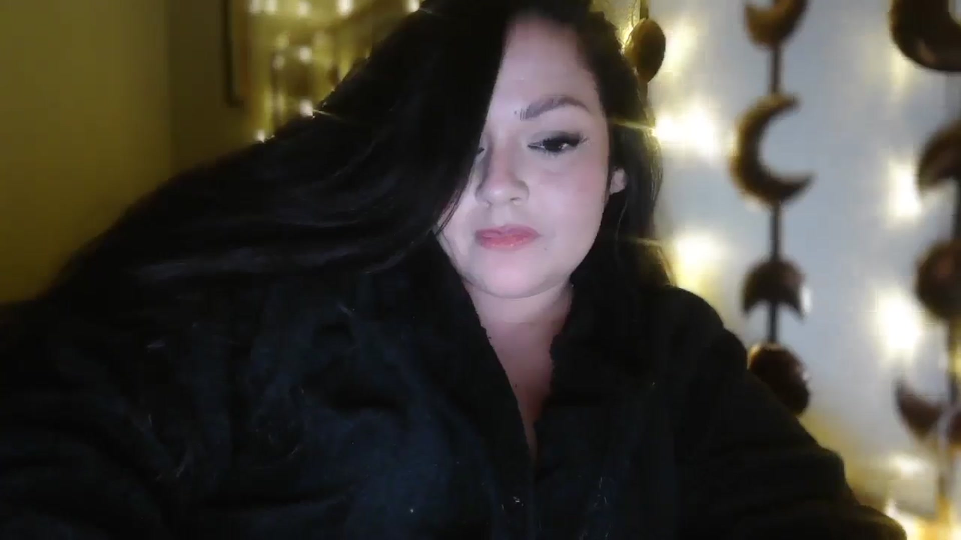 Gallery image thumbnail from TitsMcgeee's myfreecams stream on, 04/18/2026, 09:53 image 18 of 20
