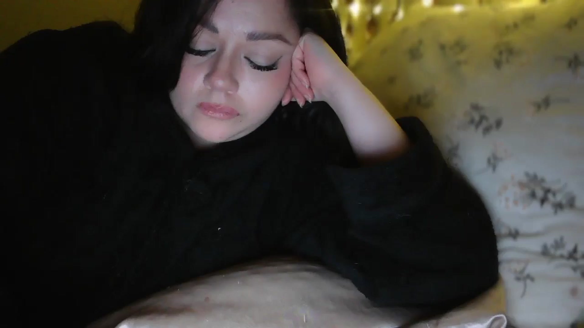 Gallery image thumbnail from TitsMcgeee's myfreecams stream on, 05/06/2026, 03:16 image 17 of 20
