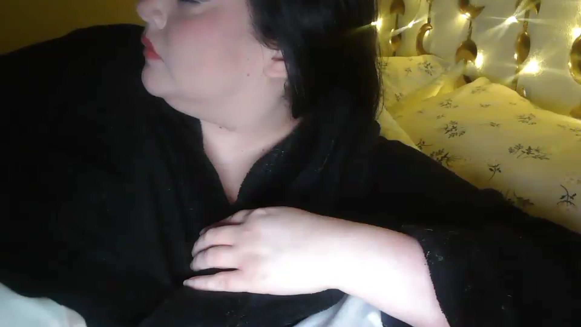 Gallery image thumbnail from TitsMcgeee's myfreecams stream on, 05/21/2026, 07:10 image 17 of 20