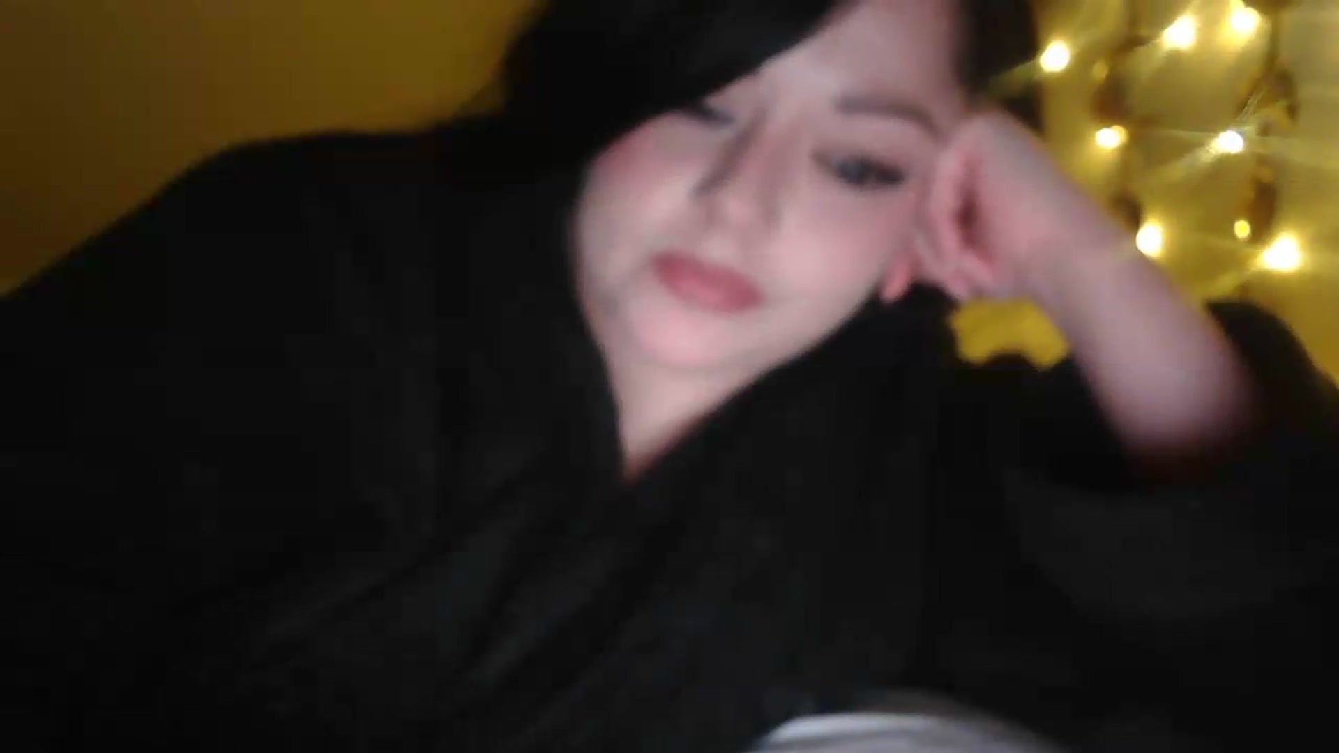 Gallery image thumbnail from TitsMcgeee's myfreecams stream on, 05/21/2026, 13:16 image 16 of 20