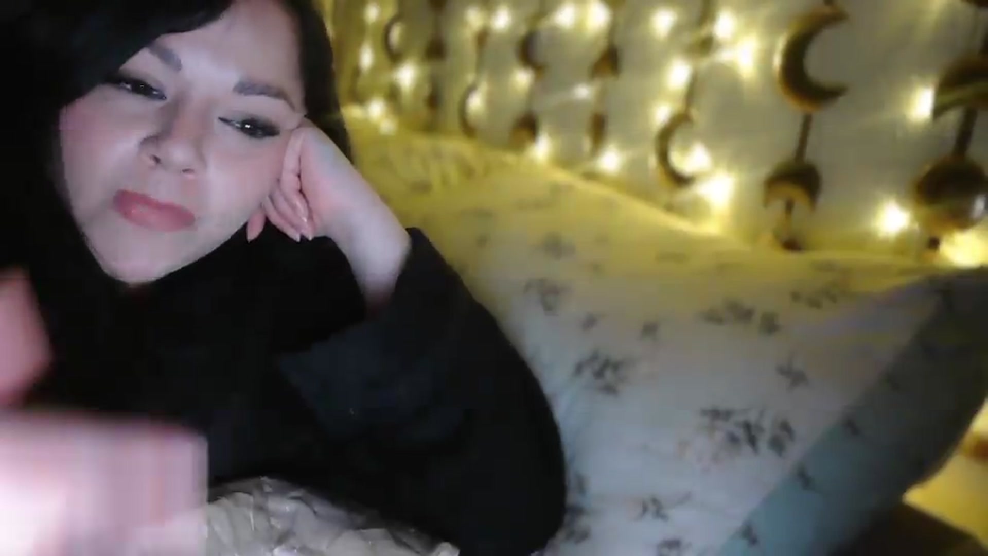 Gallery image thumbnail from TitsMcgeee's myfreecams stream on, 05/25/2026, 10:10 image 2 of 20