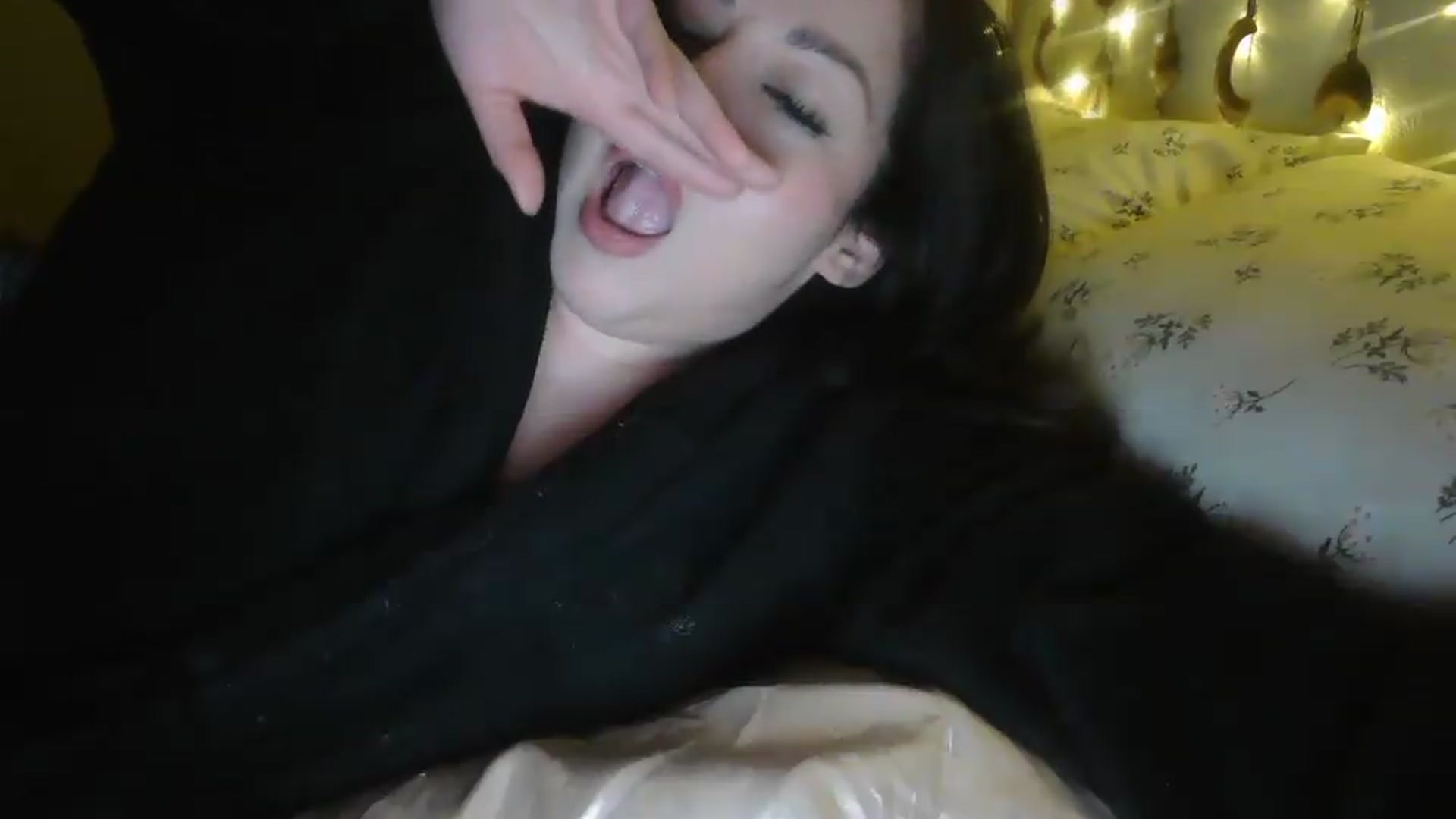 Gallery image thumbnail from TitsMcgeee's myfreecams stream on, 05/25/2026, 10:10 image 14 of 20