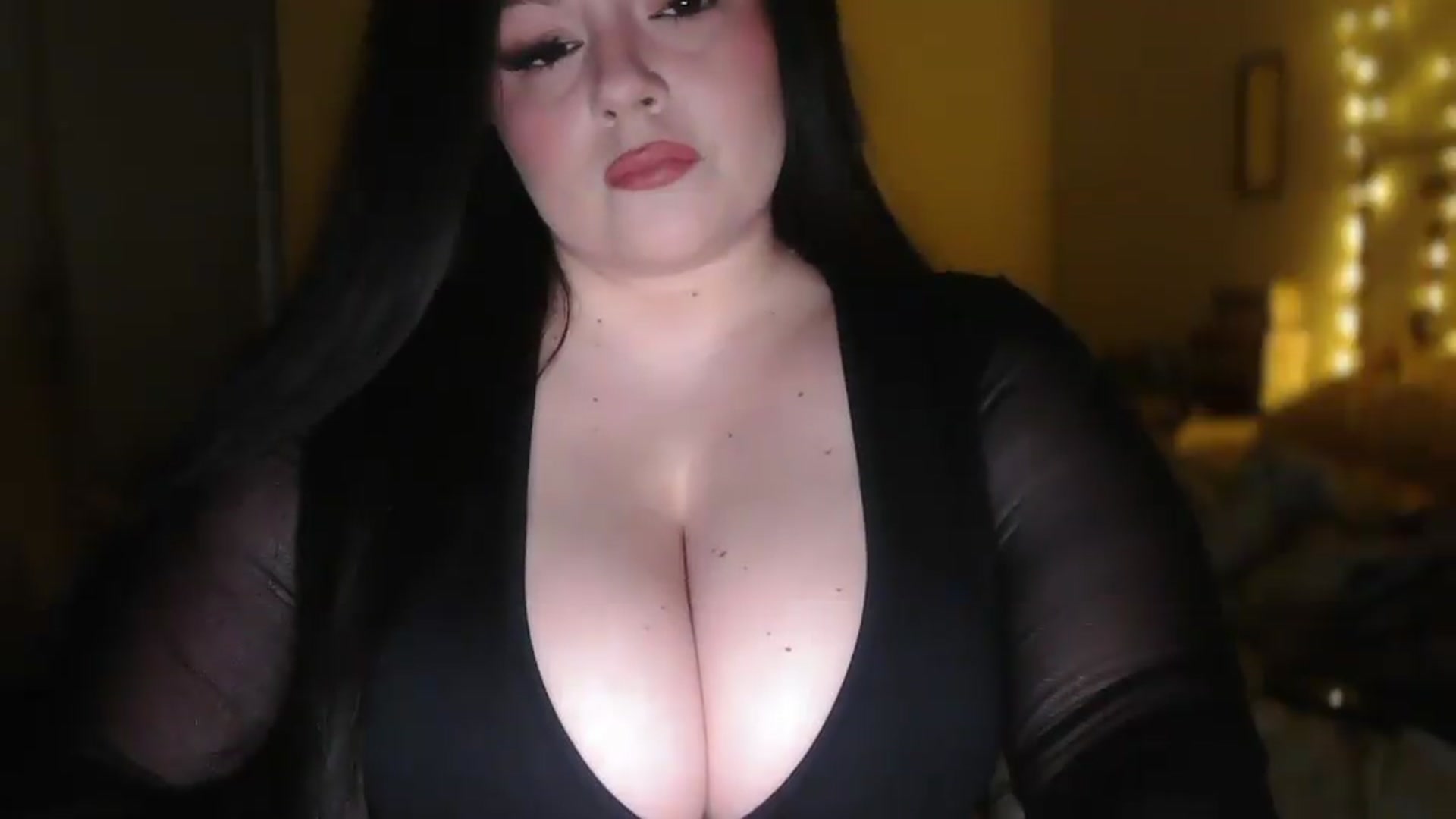 Gallery image thumbnail from TitsMcgeee's myfreecams stream on, 05/31/2026, 04:02 image 4 of 20