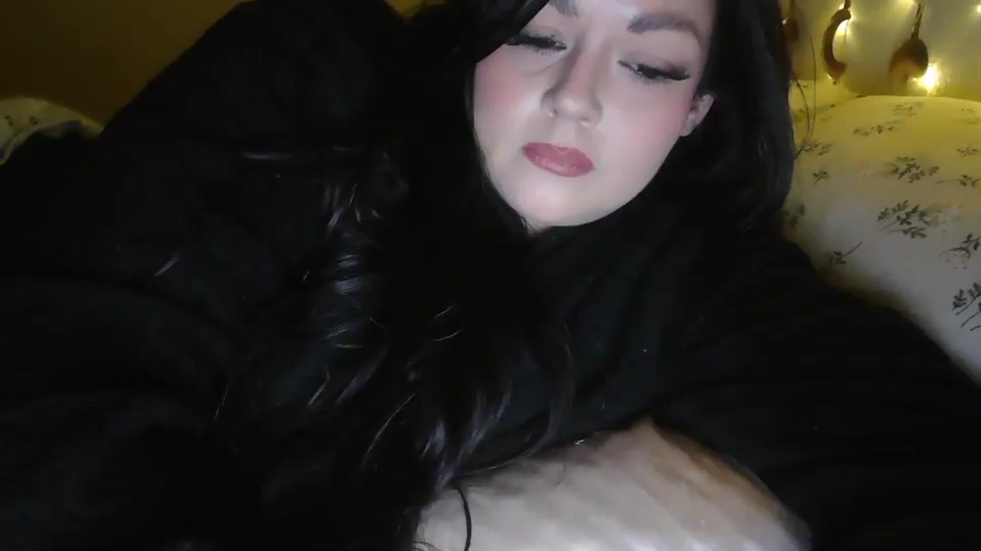 Gallery image thumbnail from TitsMcgeee's myfreecams stream on, 05/31/2026, 05:48 image 12 of 20