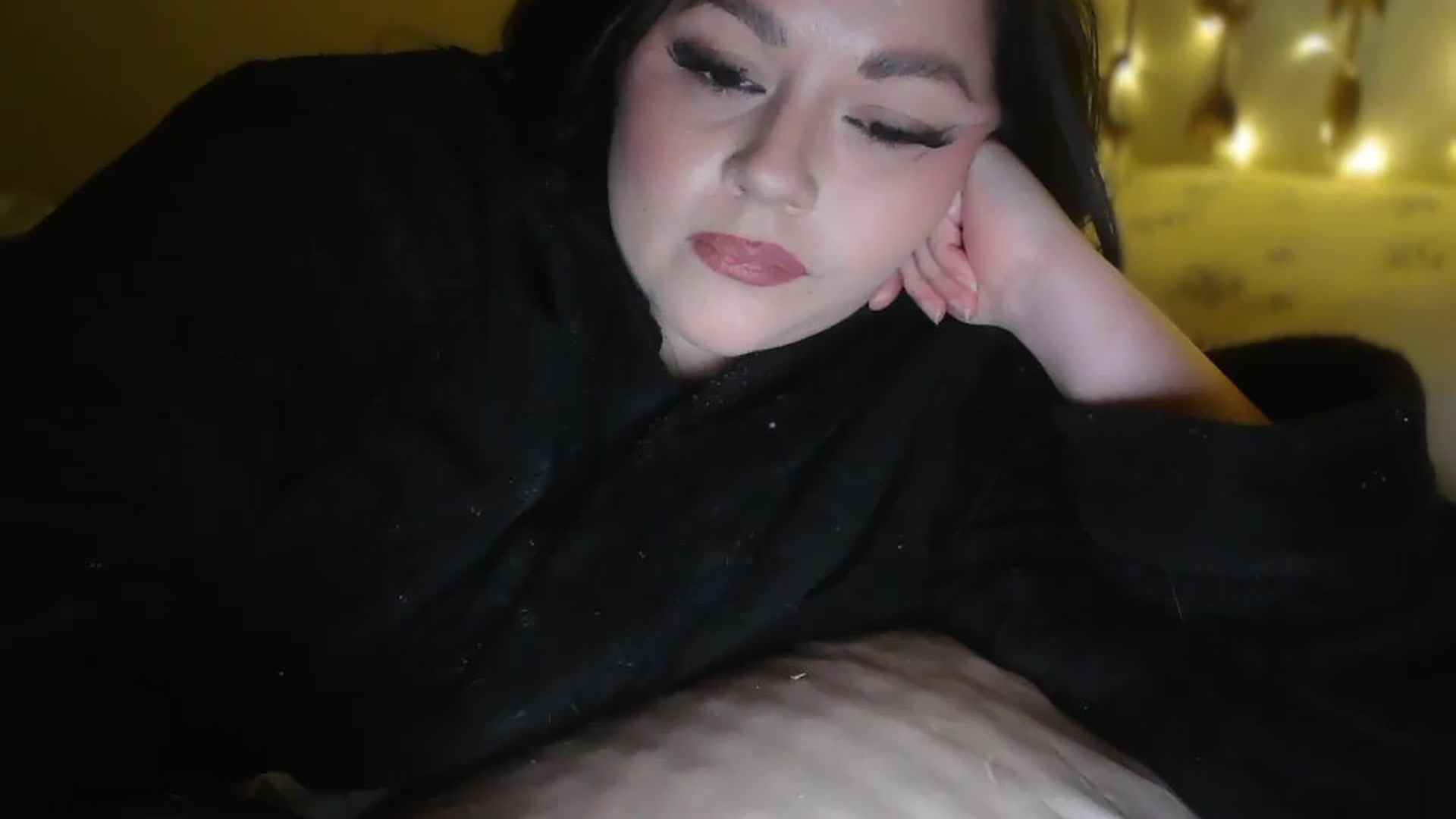 Gallery image thumbnail from TitsMcgeee's myfreecams stream on, 05/31/2026, 05:48 image 6 of 20