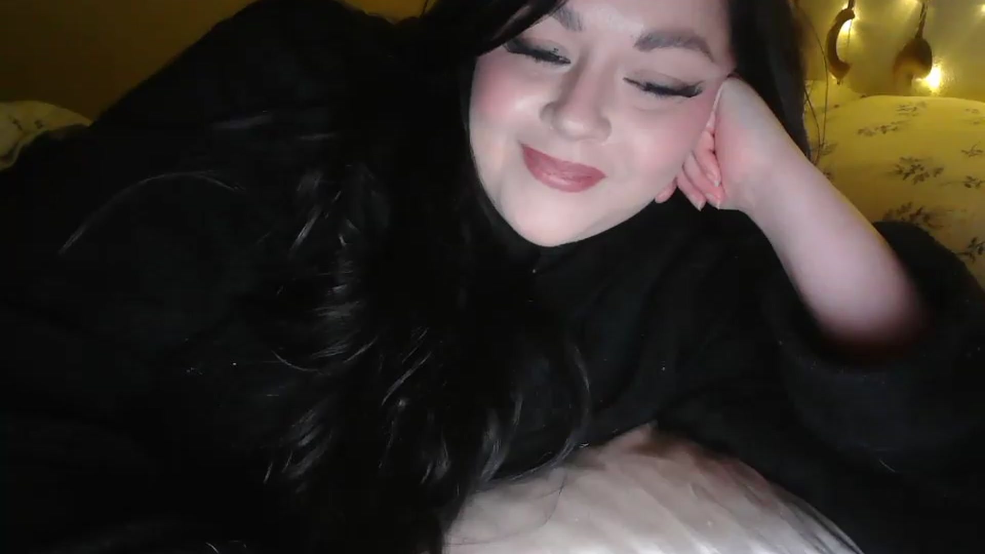 Gallery image thumbnail from TitsMcgeee's myfreecams stream on, 05/31/2026, 05:48 image 11 of 20