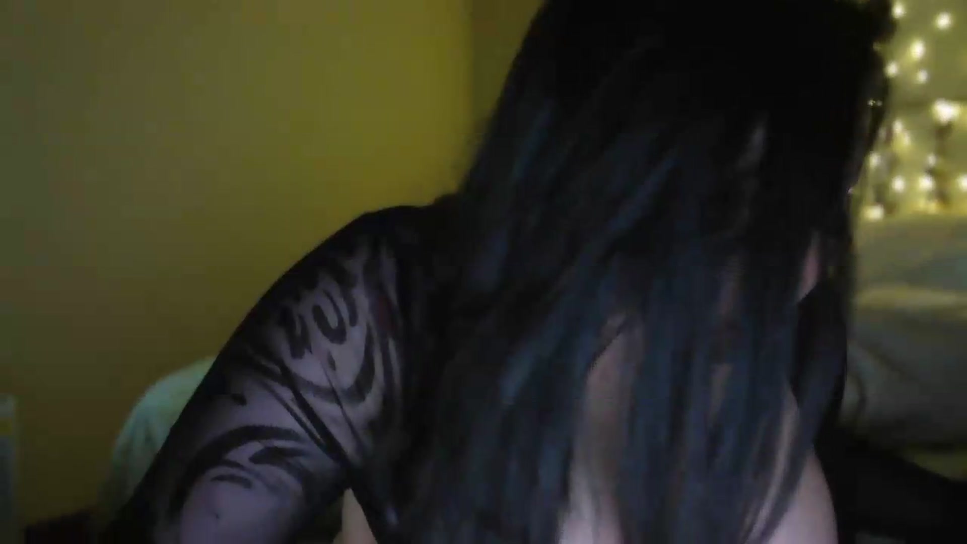 Gallery image thumbnail from TitsMcgeee's myfreecams stream on, 06/20/2026, 24:49 image 3 of 20