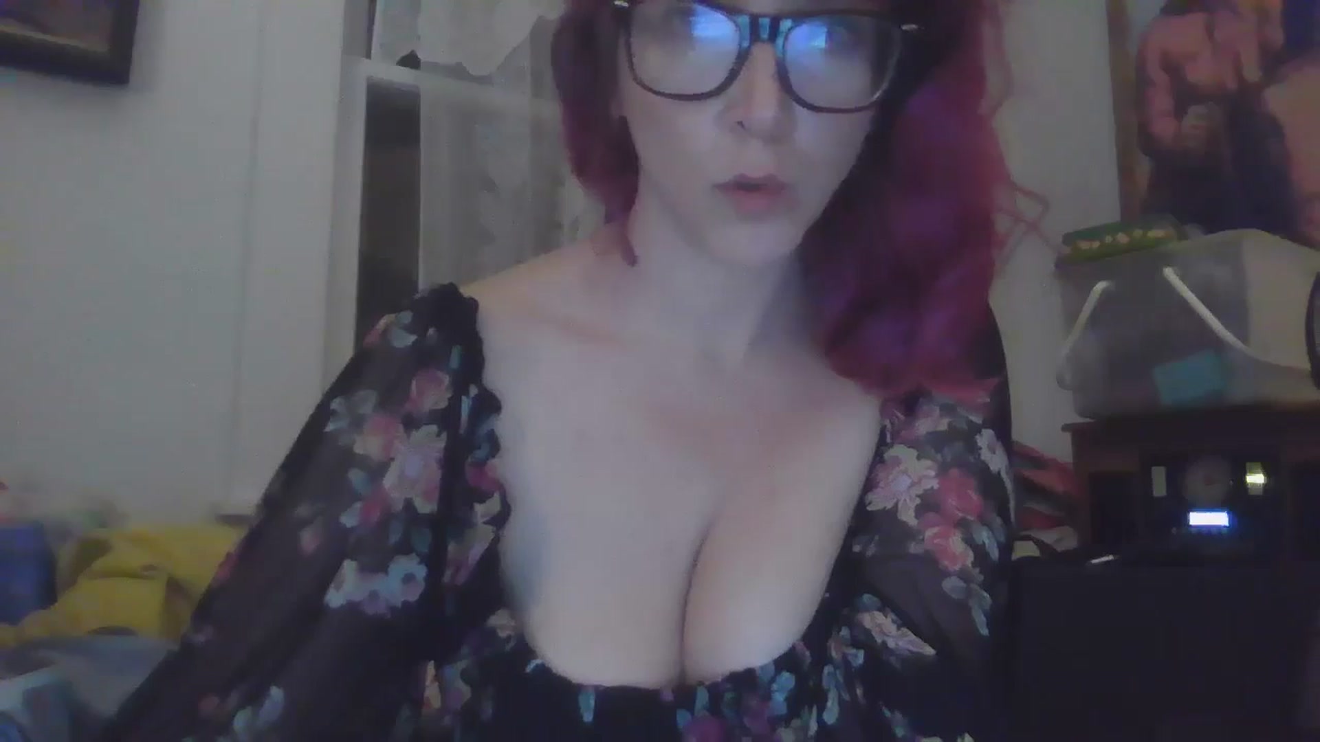 Gallery image thumbnail from TitsOnYa's myfreecams stream on, 09/11/2024, 09:54 image 10 of 20