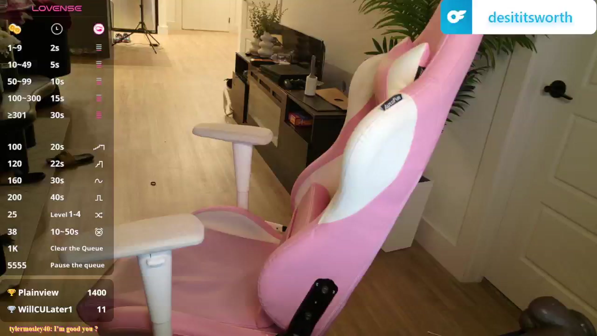 Gallery image thumbnail from TitsworthDesi's myfreecams stream on, 03/23/2025, 11:06 image 16 of 20