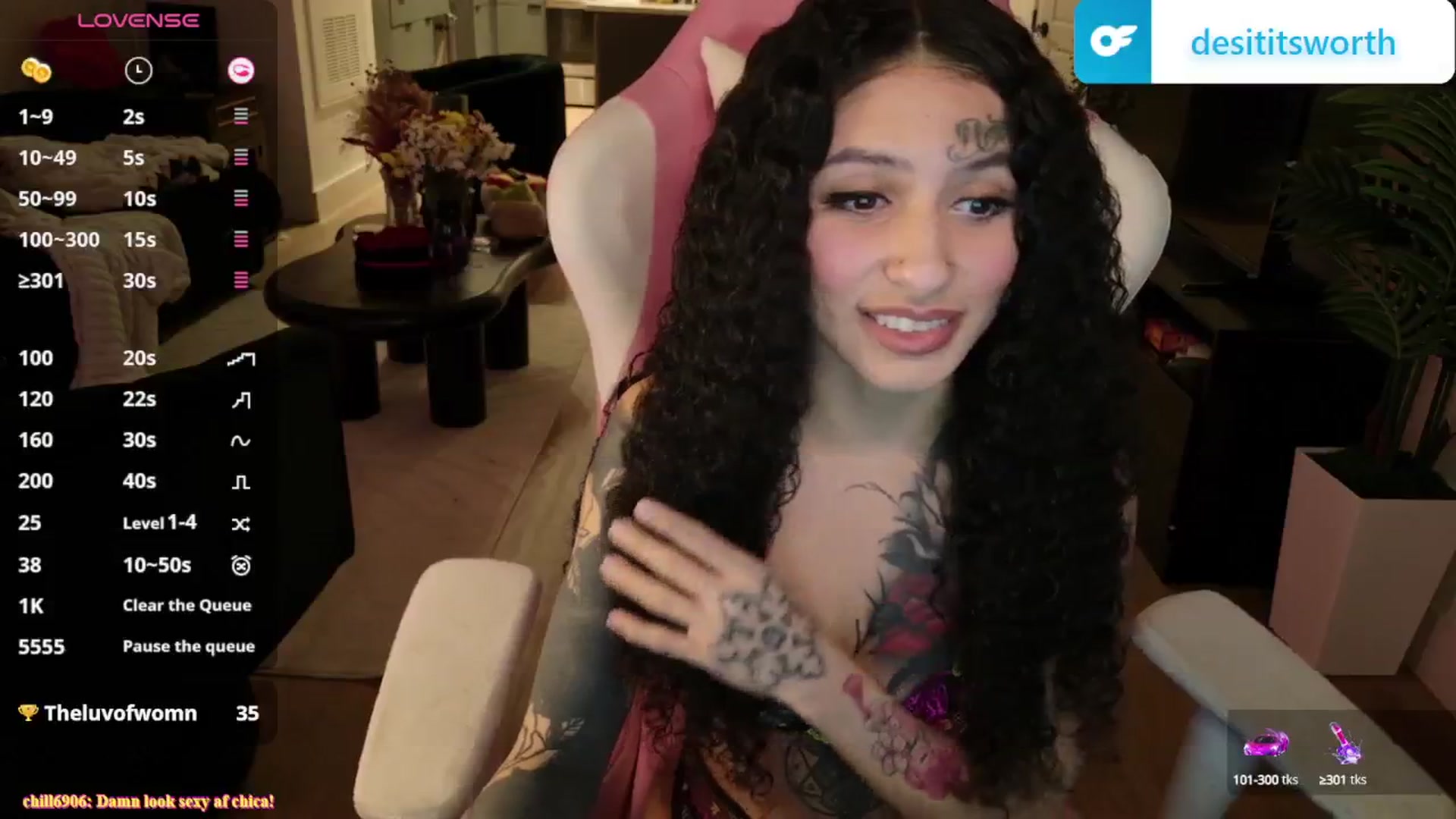 Gallery image thumbnail from TitsworthDesi's myfreecams stream on, 04/01/2025, 10:05 image 11 of 20