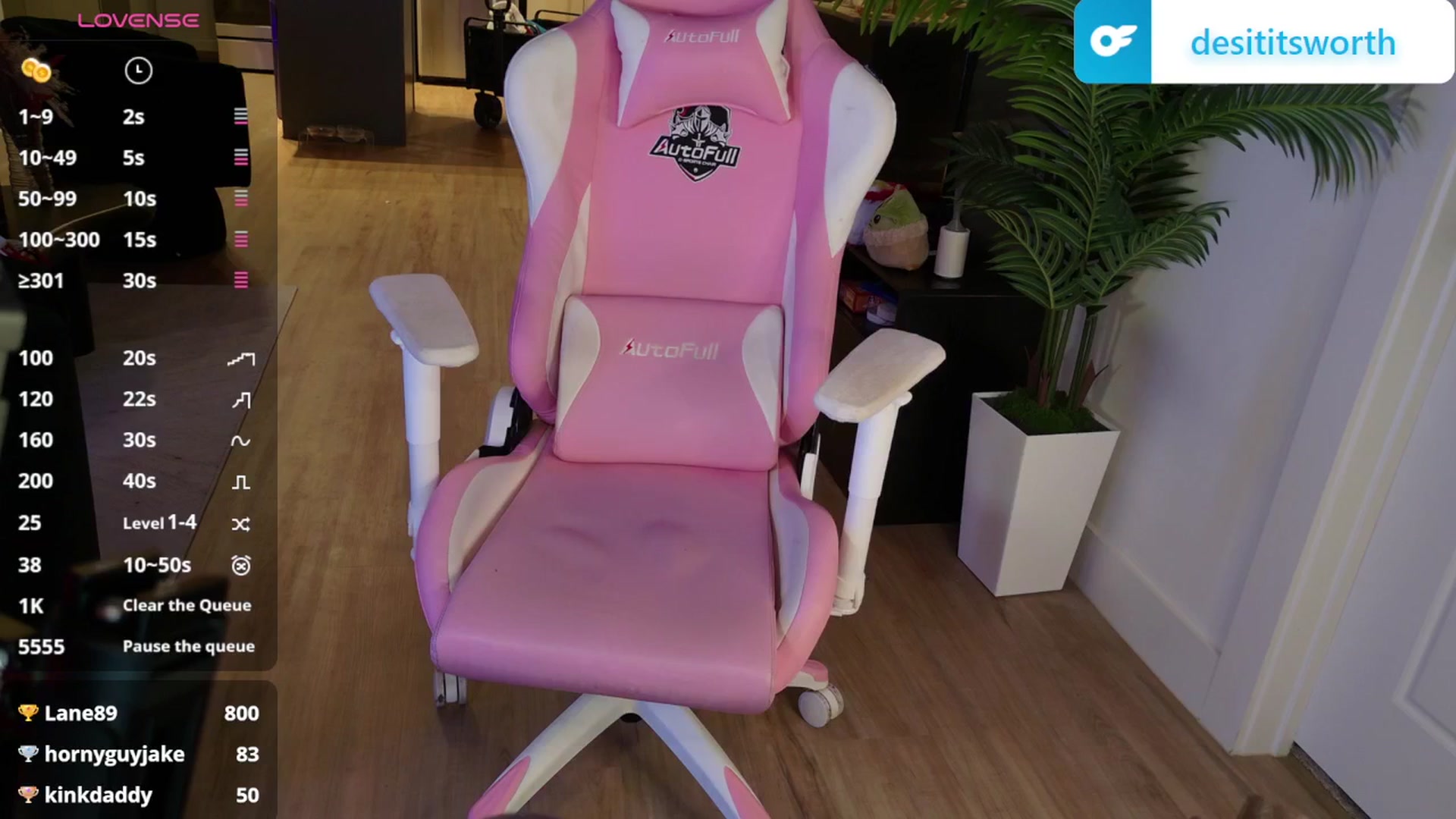 Gallery image thumbnail from TitsworthDesi's myfreecams stream on, 04/07/2025, 12:03 image 4 of 20