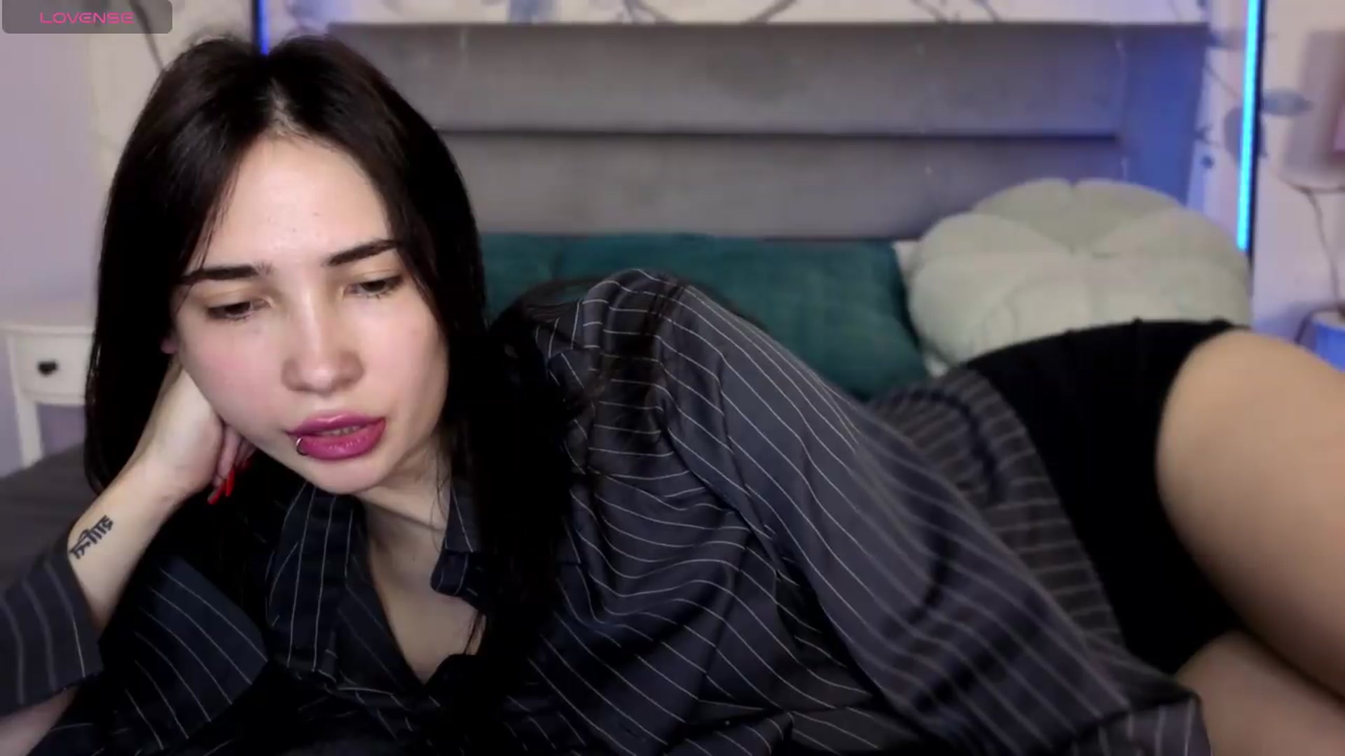 Gallery image thumbnail from TokyoMimi's myfreecams stream on, 06/21/2026, 12:12 image 19 of 20