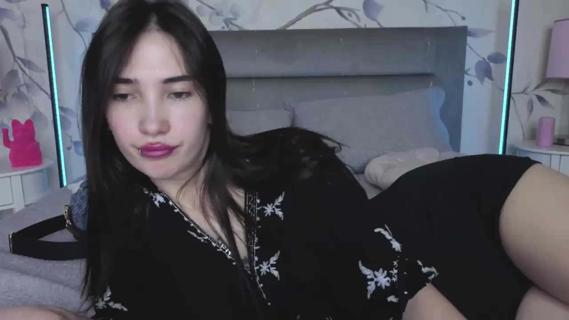 Gallery image thumbnail from TokyoMimi's myfreecams stream on, 06/26/2026, 12:41 image 13 of 20