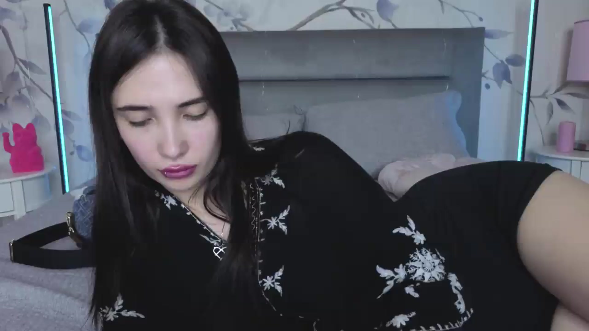 Gallery image thumbnail from TokyoMimi's myfreecams stream on, 06/26/2026, 12:41 image 6 of 20
