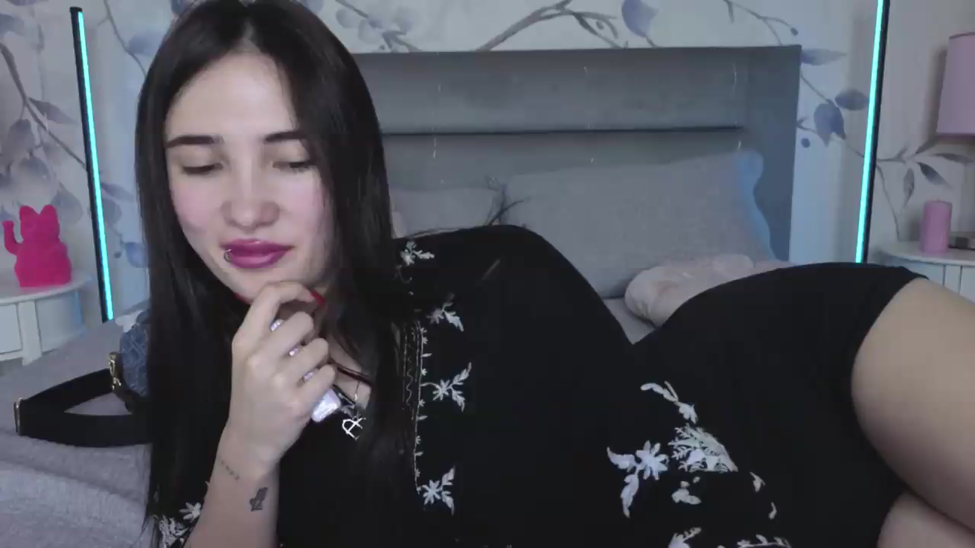 Gallery image thumbnail from TokyoMimi's myfreecams stream on, 06/26/2026, 12:41 image 8 of 20