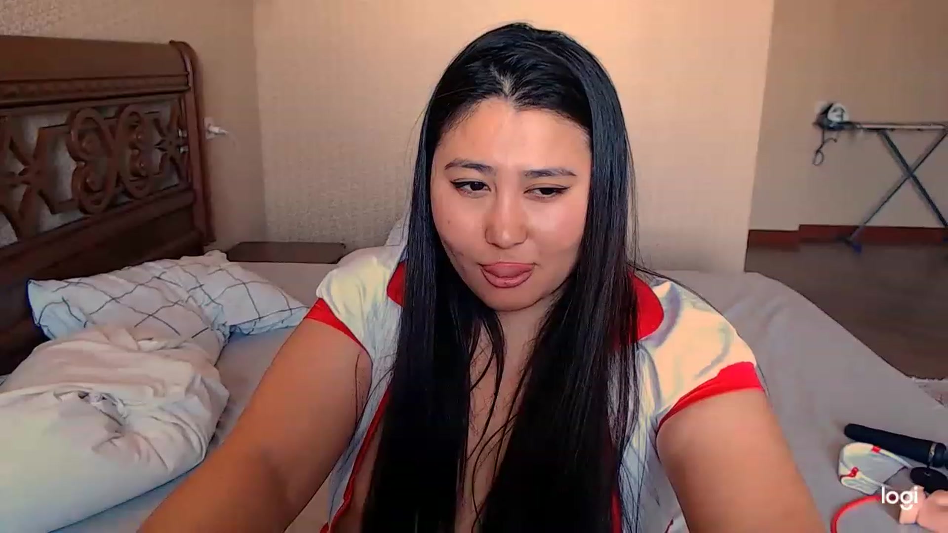Gallery image thumbnail from Tokyotease01's myfreecams stream on, 11/24/2022, 07:30 image 18 of 20