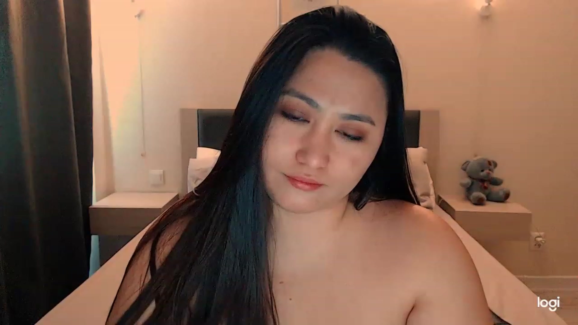 Gallery image thumbnail from Tokyotease01's myfreecams stream on, 05/20/2023, 08:27 image 4 of 20