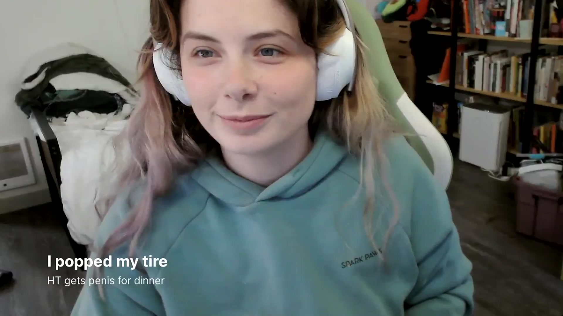 Gallery image thumbnail from ToniTigresse's myfreecams stream on, 04/04/2024, 01:05 image 13 of 20