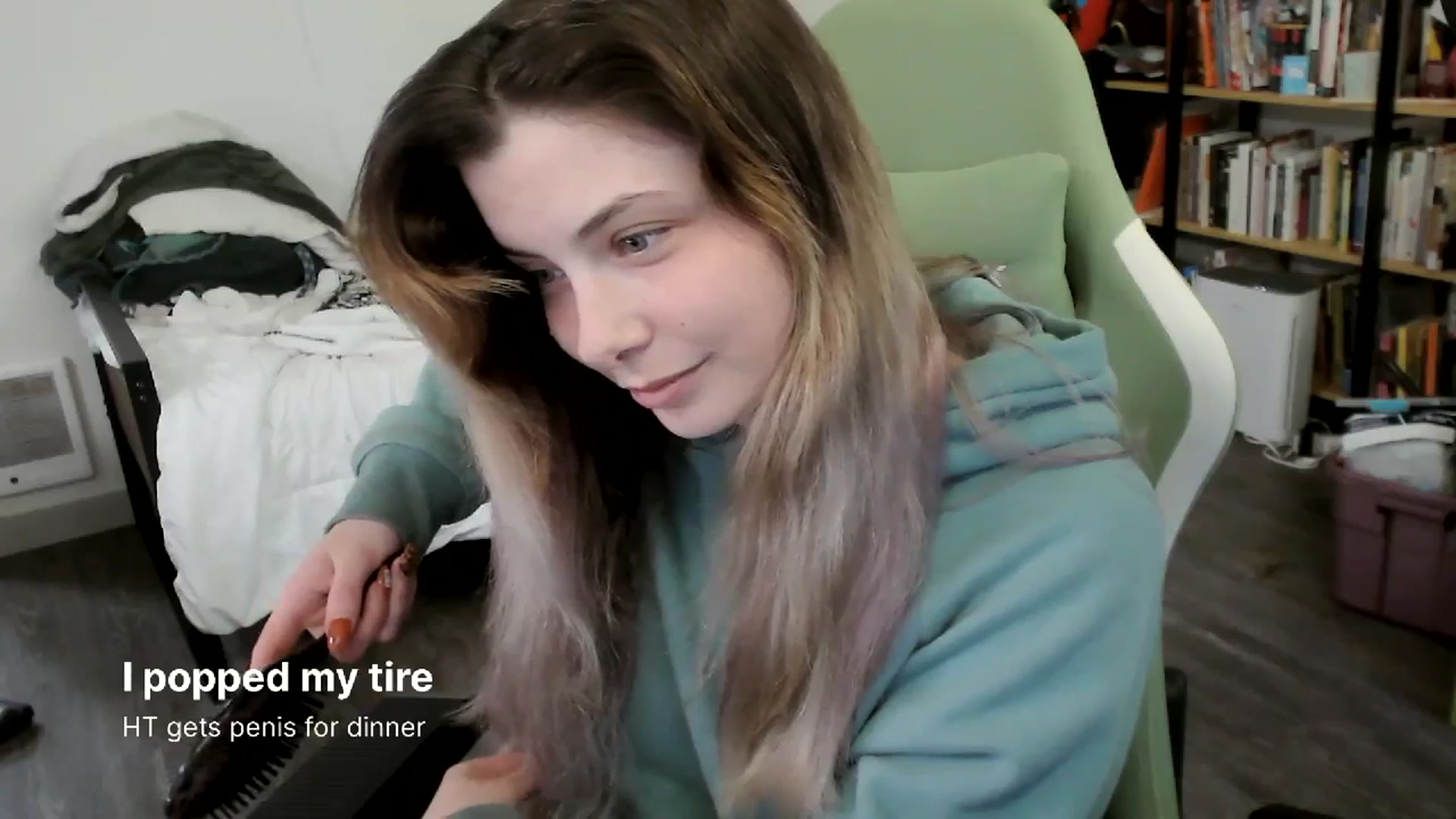 Gallery image thumbnail from ToniTigresse's myfreecams stream on, 04/04/2024, 01:05 image 17 of 20