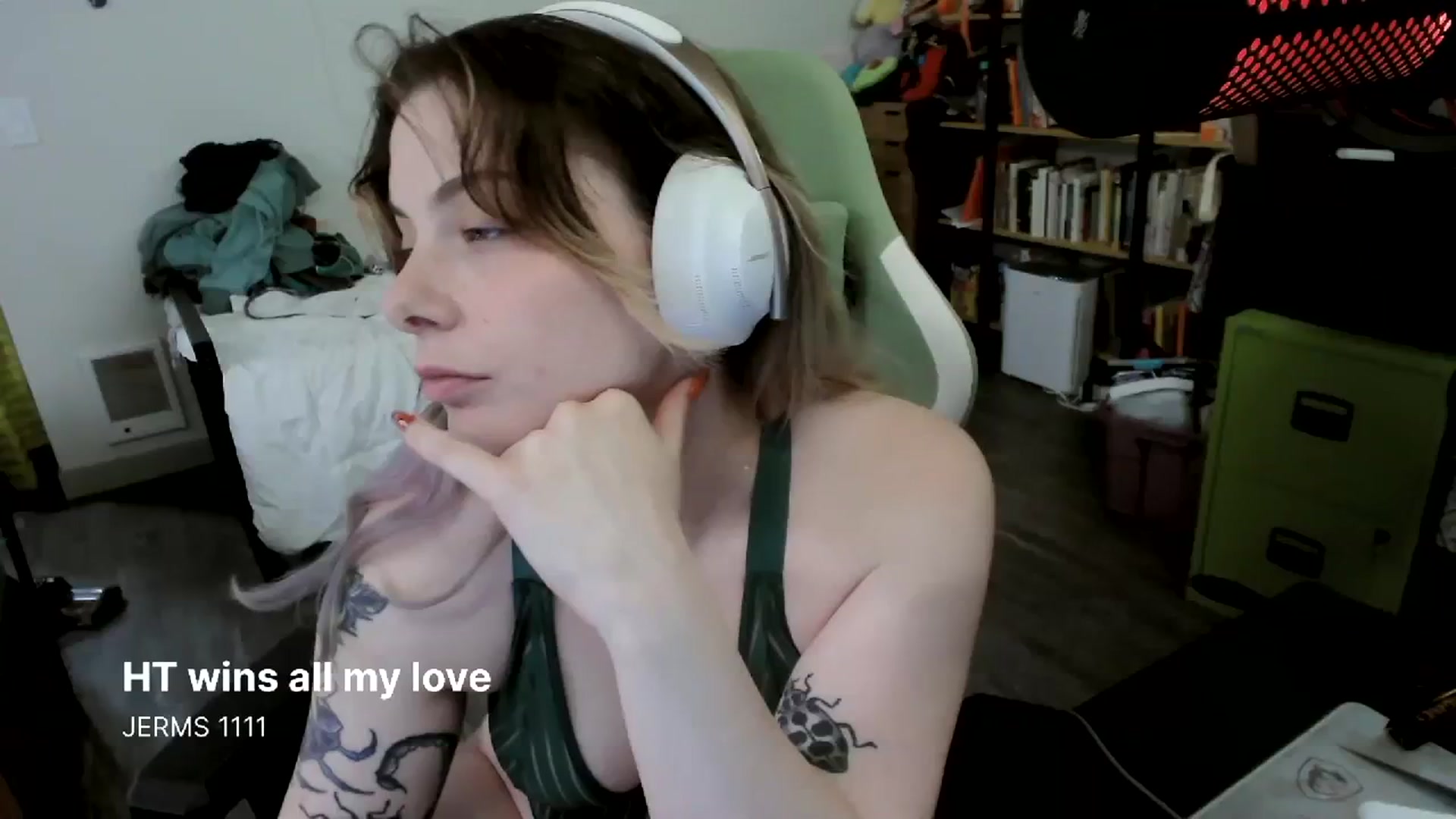 Gallery image thumbnail from ToniTigresse's myfreecams stream on, 04/04/2024, 21:10 image 20 of 20