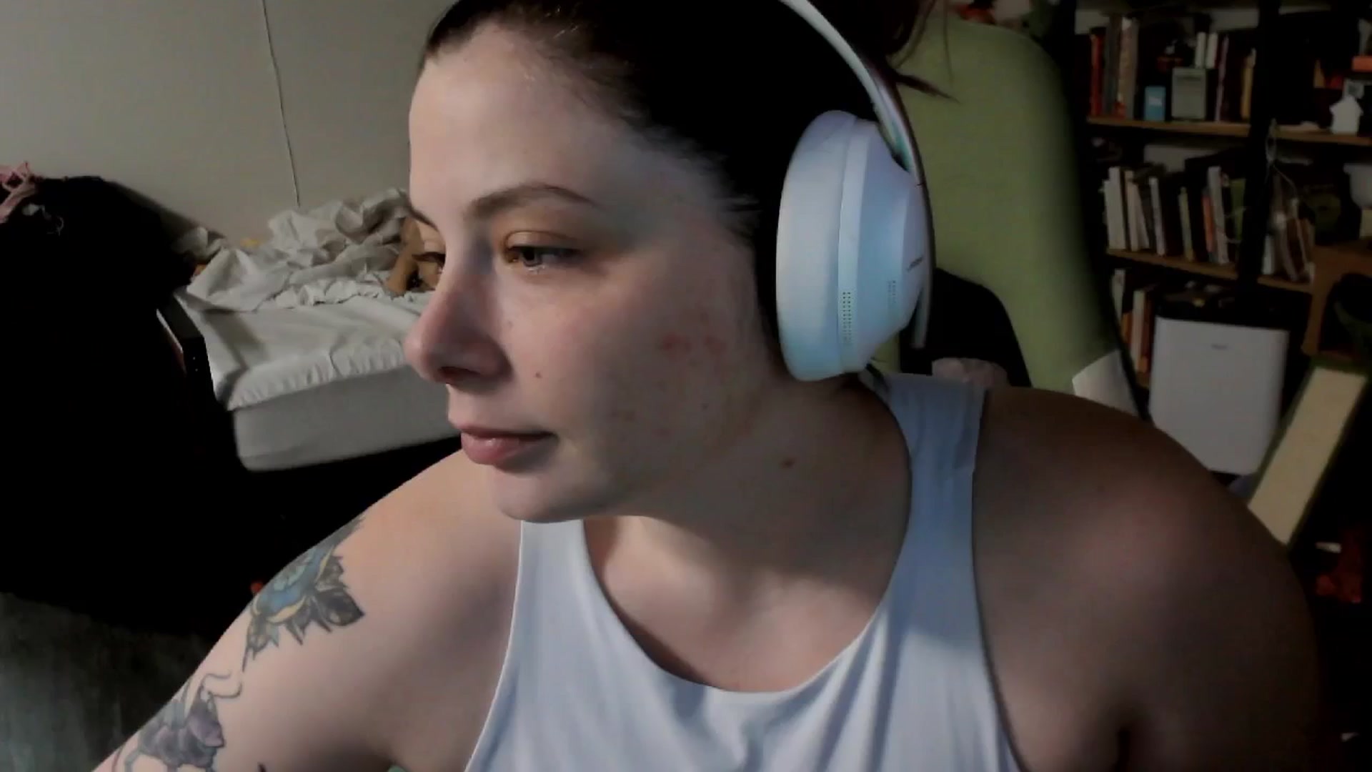 Gallery image thumbnail from ToniTigresse's myfreecams stream on, 10/16/2024, 24:03 image 12 of 20