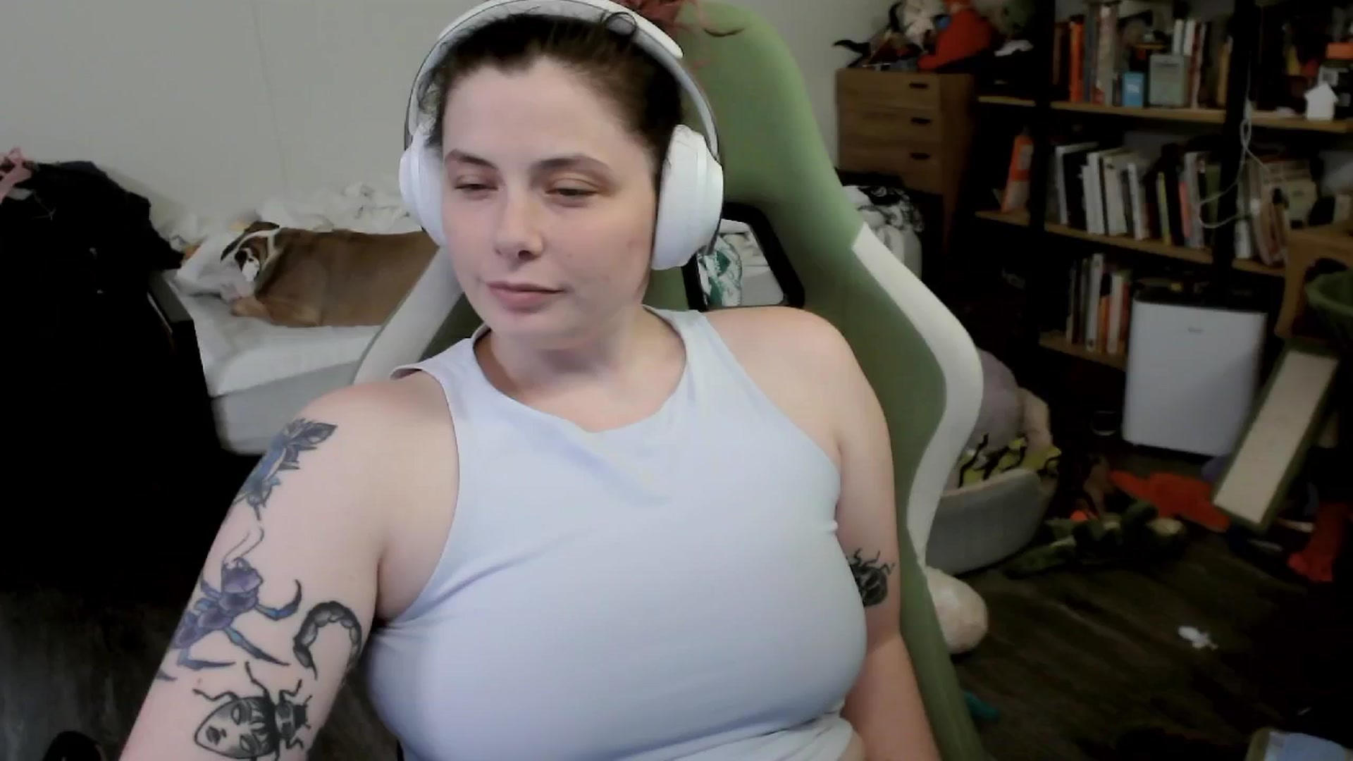 Gallery image thumbnail from ToniTigresse's myfreecams stream on, 10/16/2024, 24:55 image 12 of 20