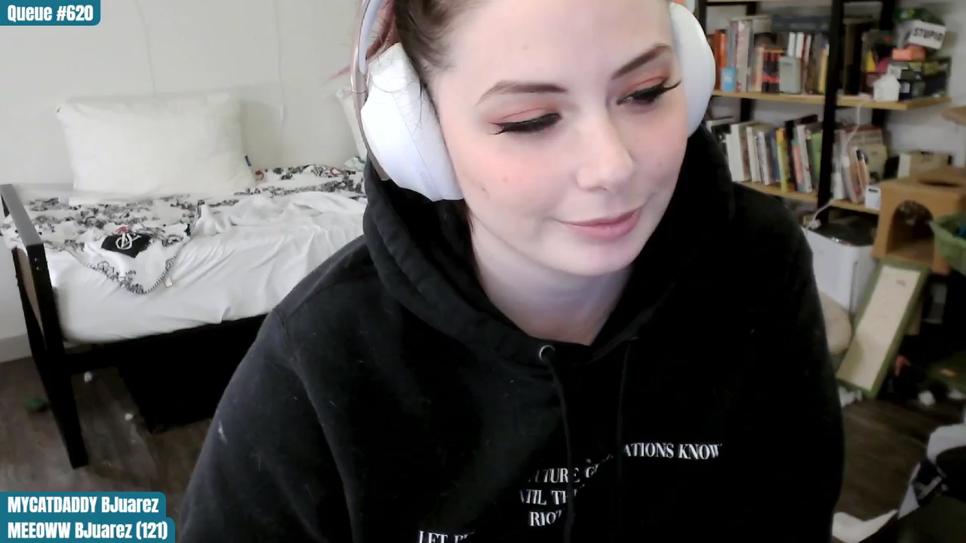 Gallery image thumbnail from ToniTigresse's myfreecams stream on, 11/27/2024, 01:28 image 16 of 20