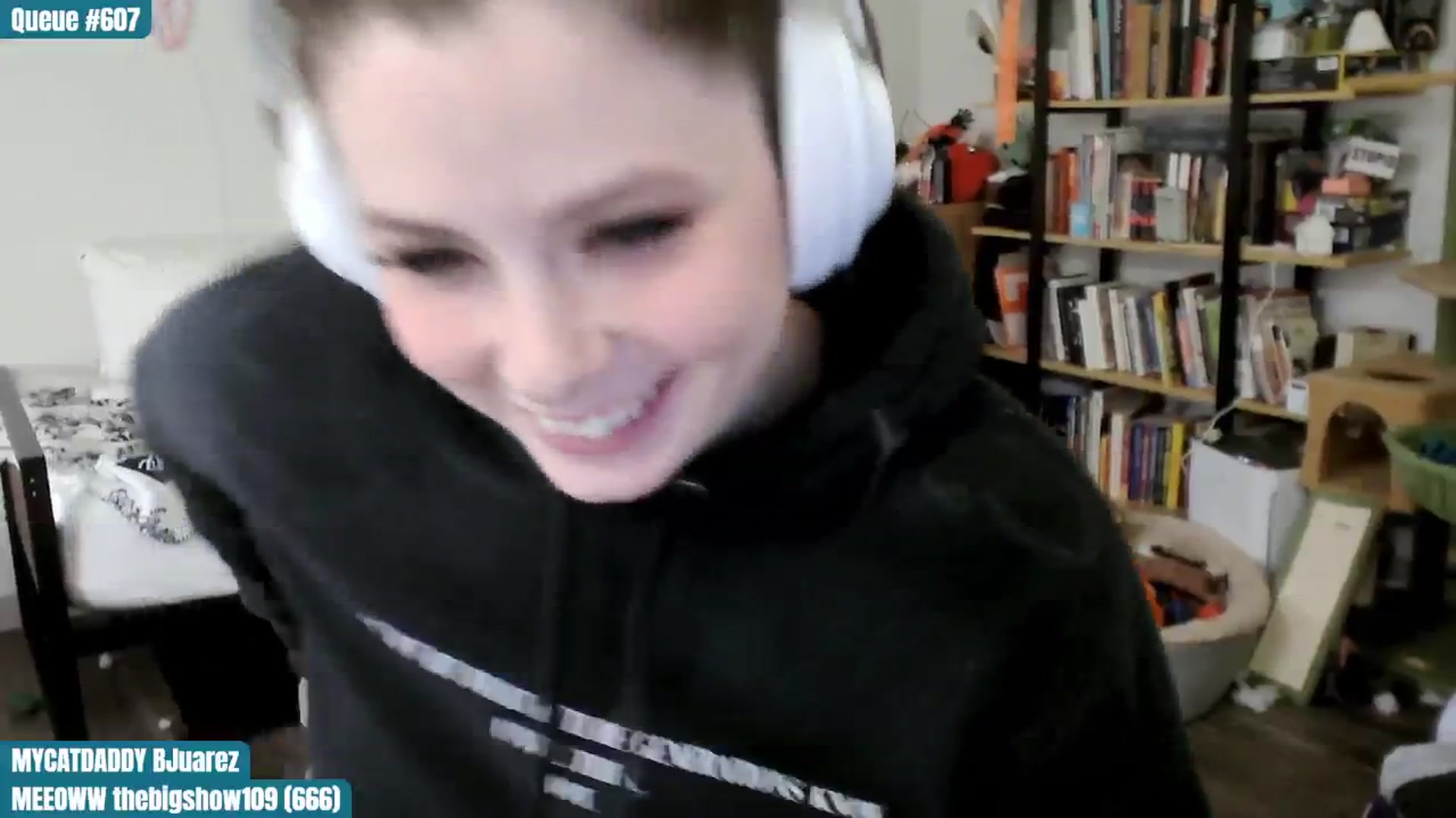 Gallery image thumbnail from ToniTigresse's myfreecams stream on, 11/27/2024, 02:59 image 8 of 20