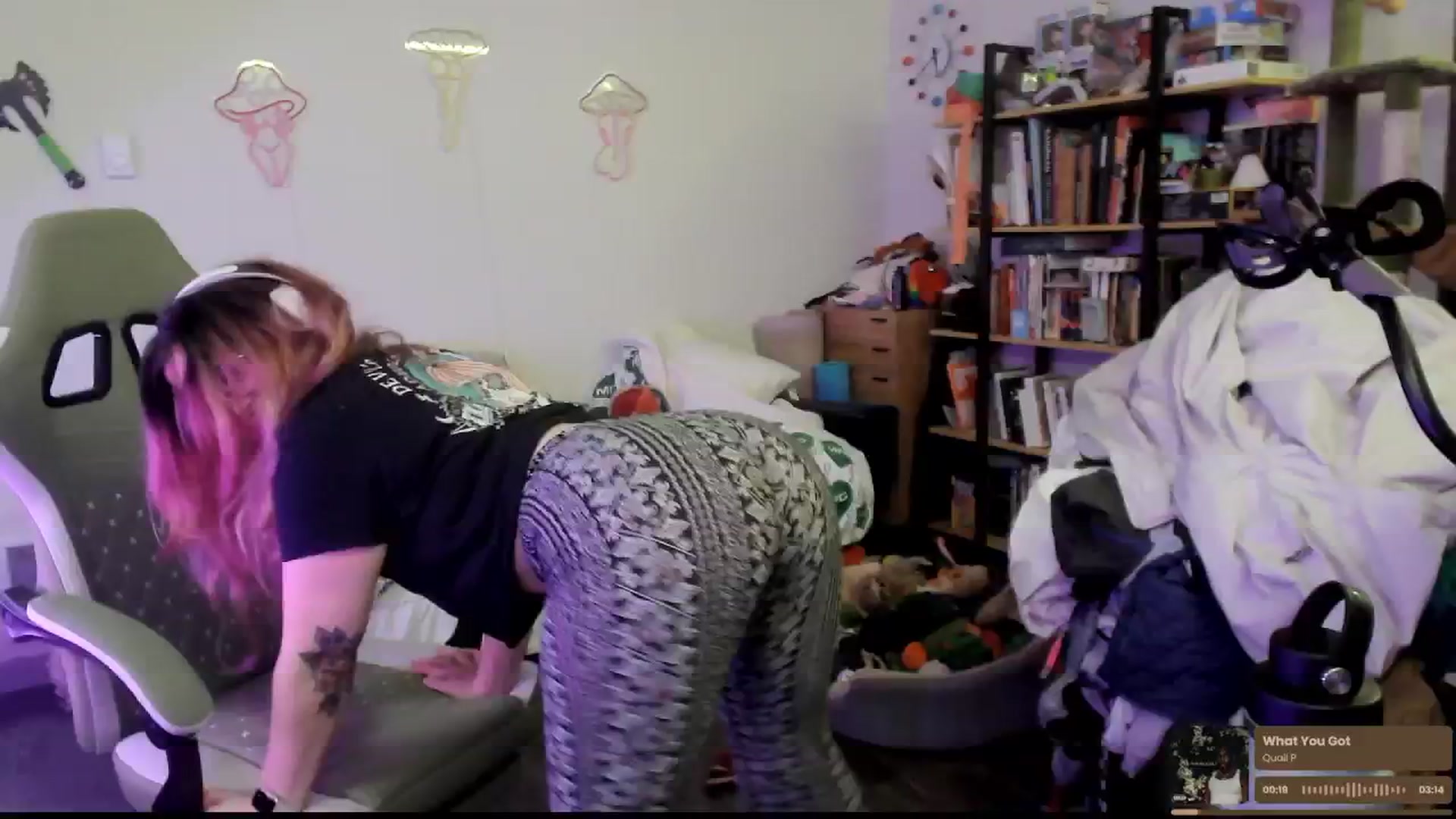 Gallery image thumbnail from ToniTigresse's myfreecams stream on, 01/03/2025, 04:02 image 2 of 20