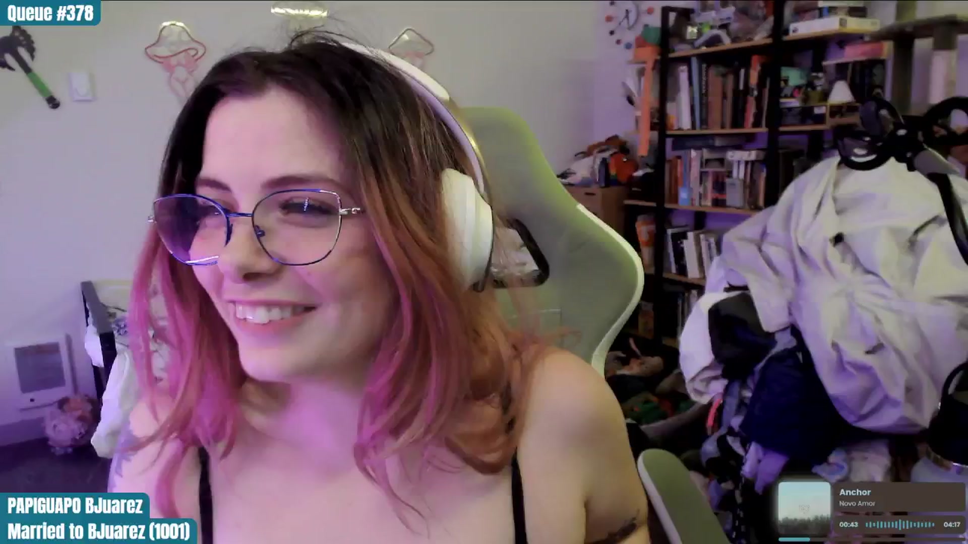 Gallery image thumbnail from ToniTigresse's myfreecams stream on, 01/03/2025, 04:02 image 16 of 20