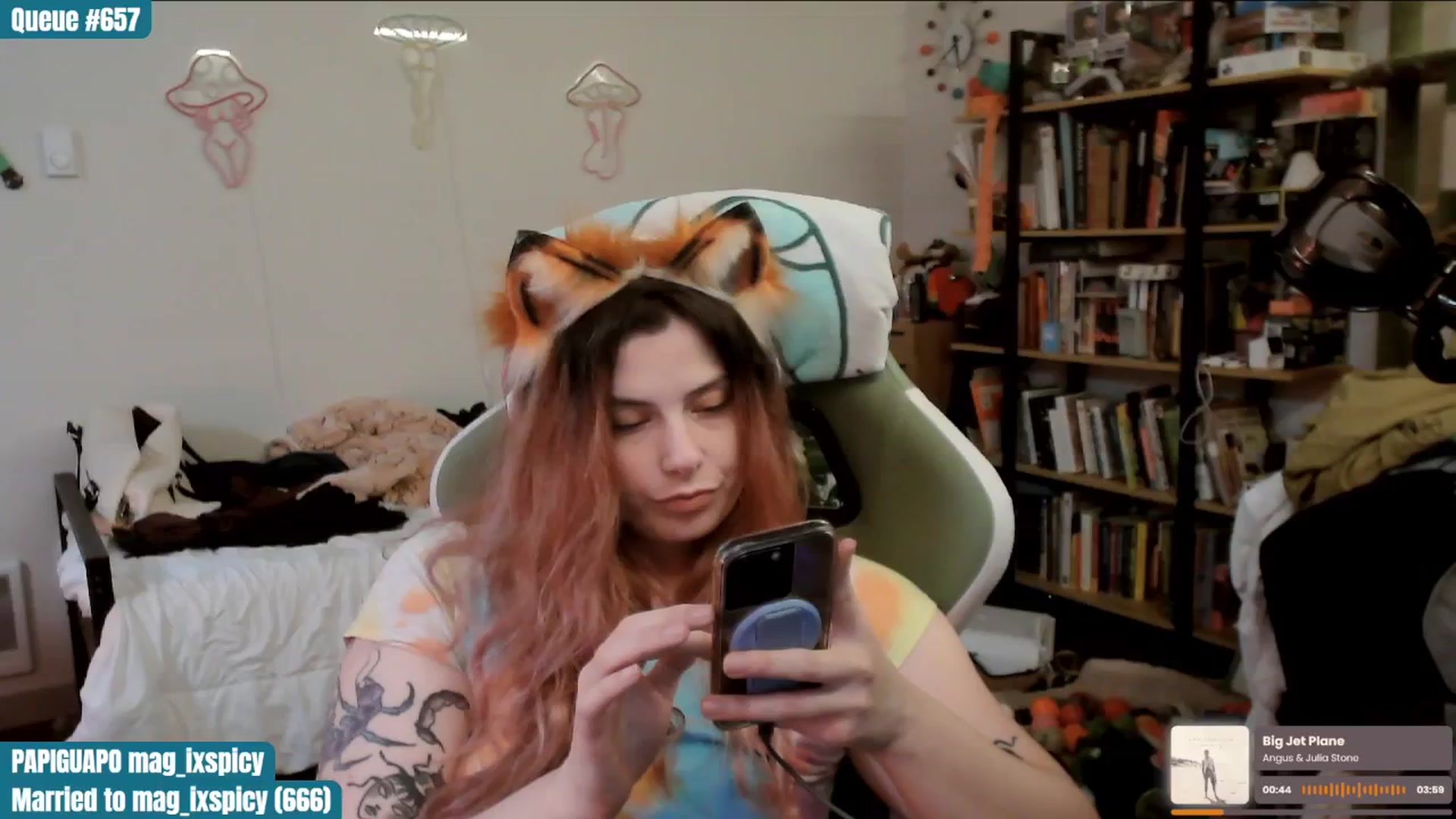 Gallery image thumbnail from ToniTigresse's myfreecams stream on, 01/09/2025, 04:03 image 17 of 20