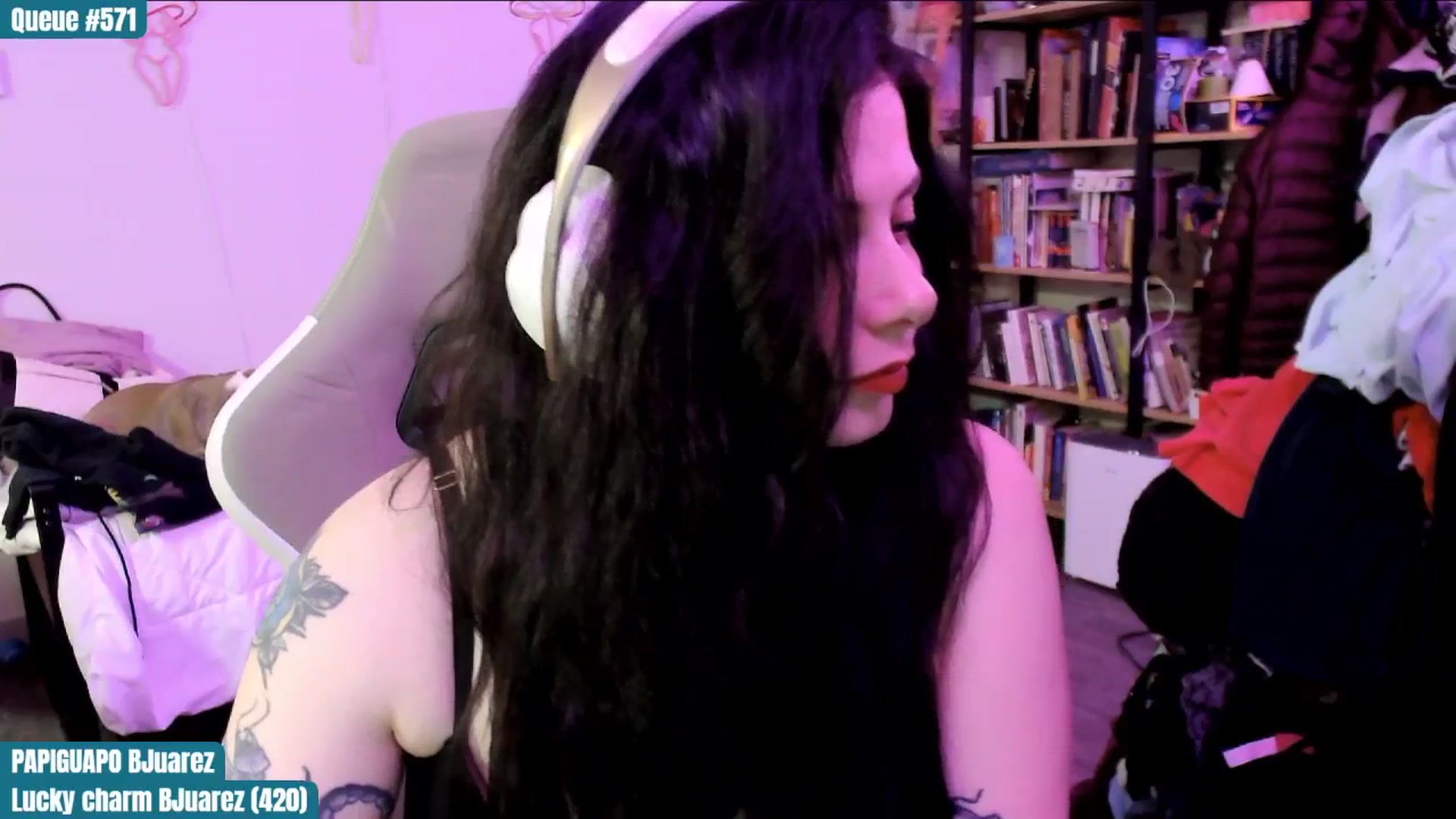 Gallery image thumbnail from ToniTigresse's myfreecams stream on, 03/05/2025, 03:30 image 19 of 20