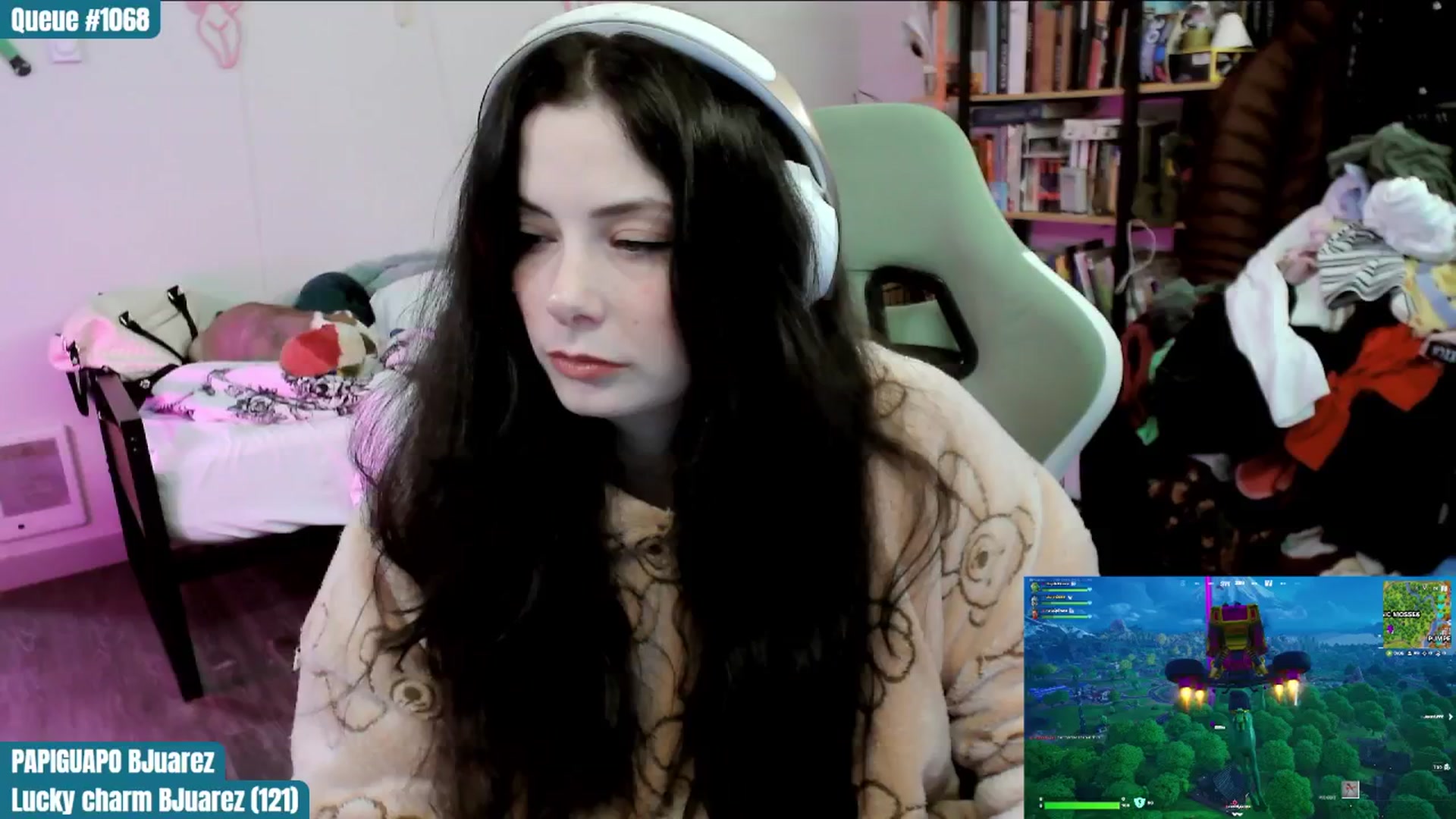 Gallery image thumbnail from ToniTigresse's myfreecams stream on, 03/13/2025, 24:06 image 17 of 20