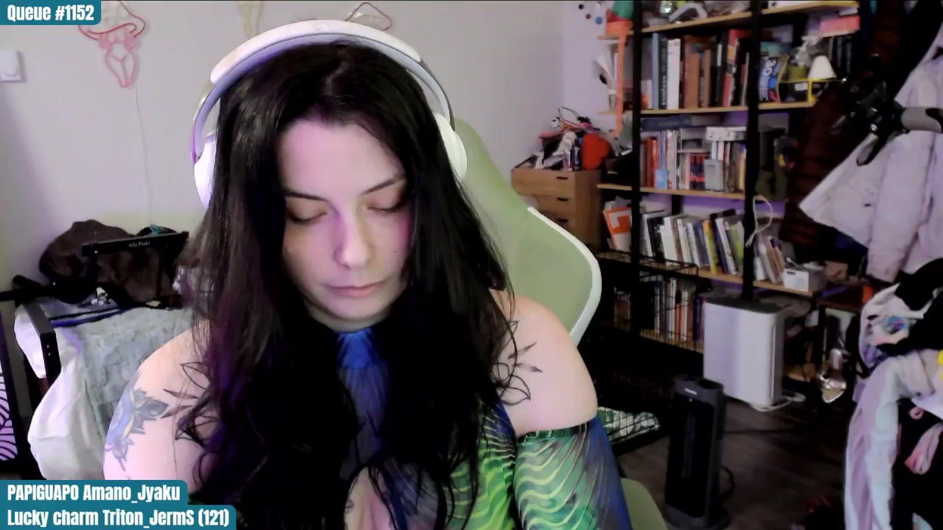 Gallery image thumbnail from ToniTigresse's myfreecams stream on, 03/18/2025, 24:32 image 13 of 20