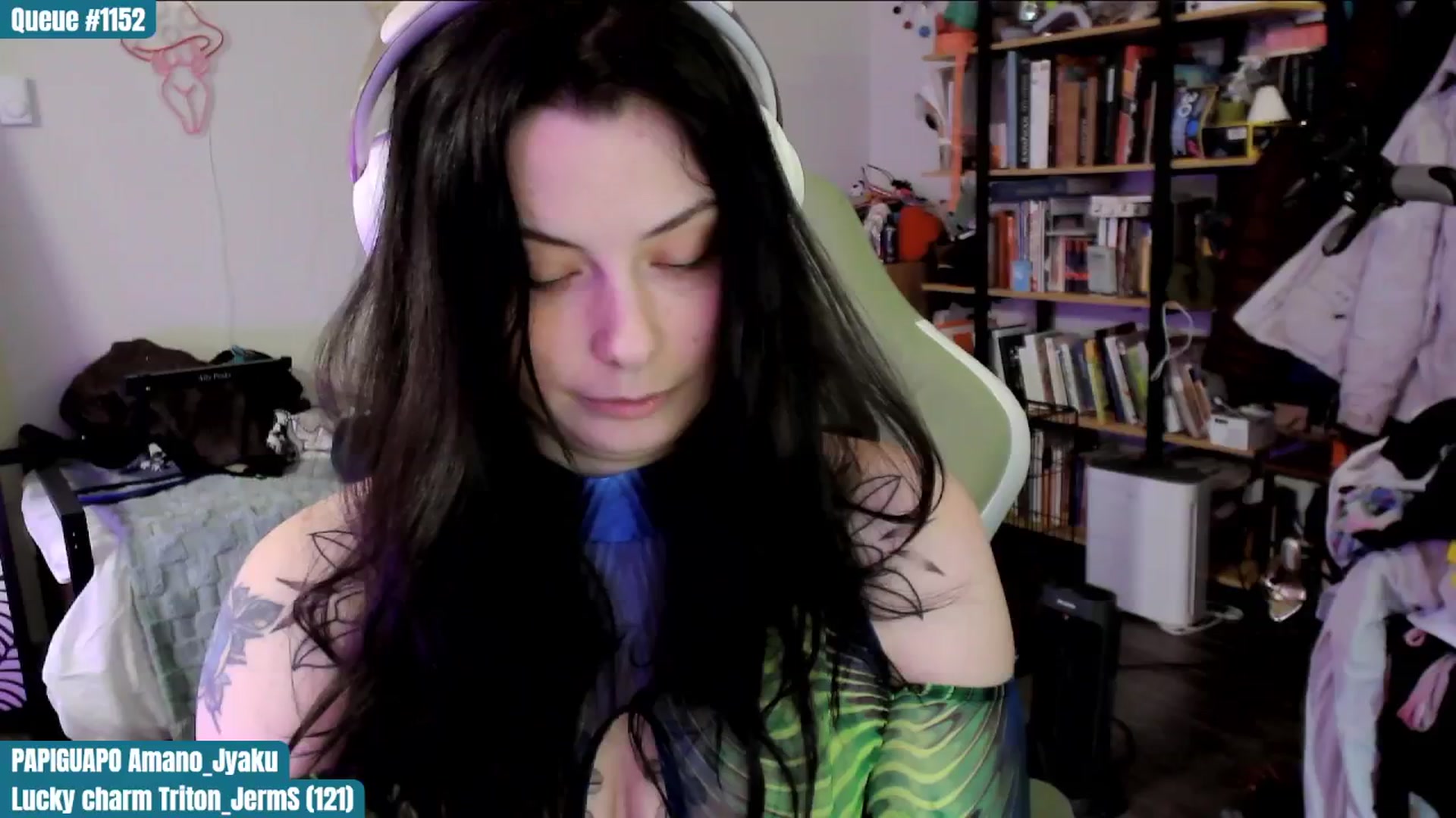 Gallery image thumbnail from ToniTigresse's myfreecams stream on, 03/18/2025, 24:32 image 17 of 20