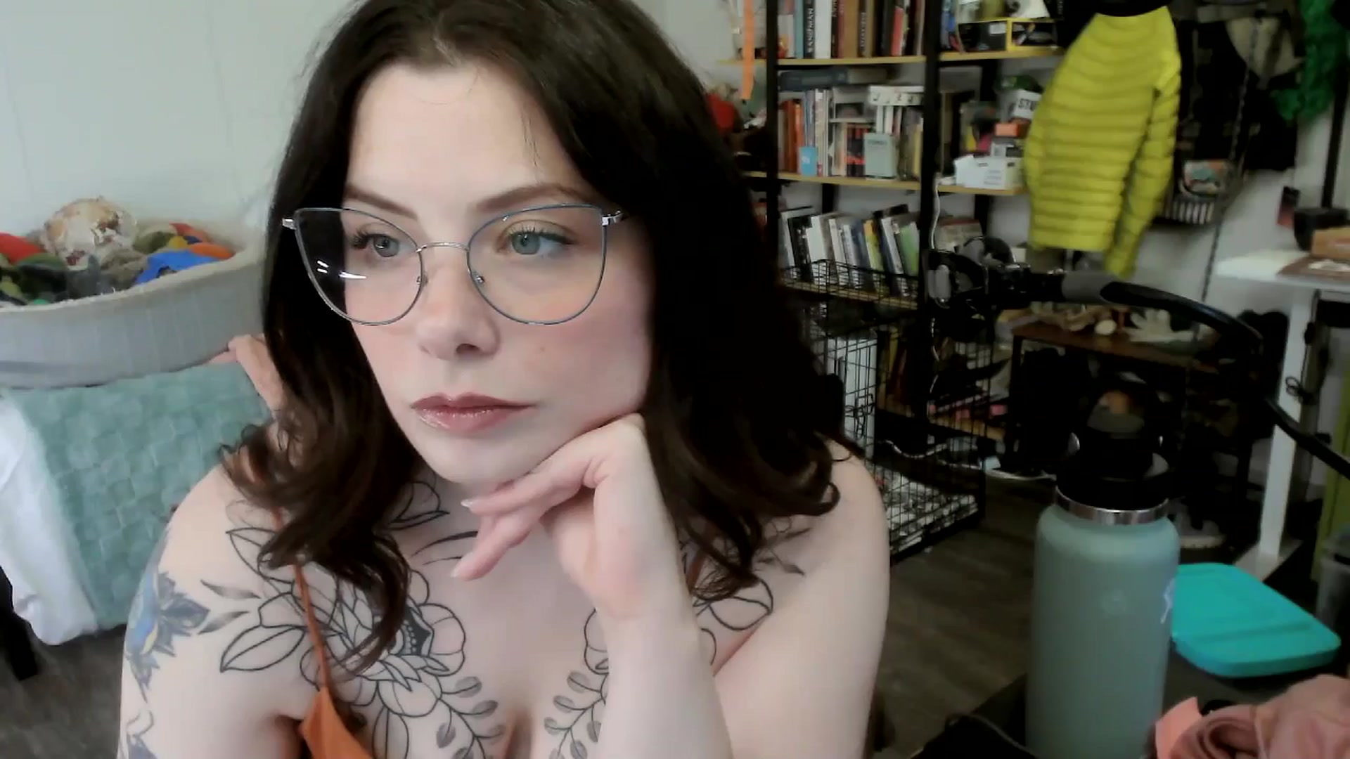 Gallery image thumbnail from ToniTigresse's myfreecams stream on, 05/20/2025, 02:13 image 11 of 20