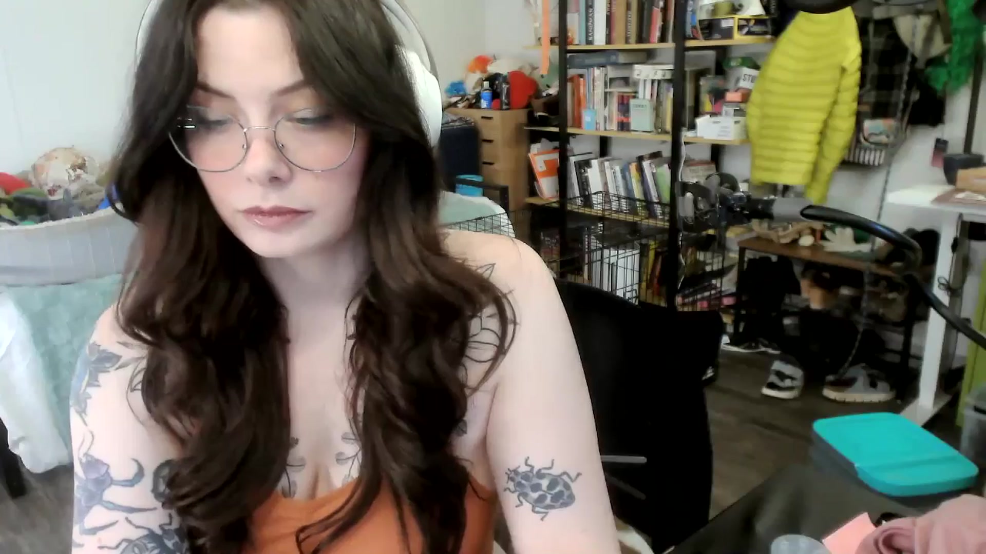Gallery image thumbnail from ToniTigresse's myfreecams stream on, 05/20/2025, 02:13 image 5 of 20