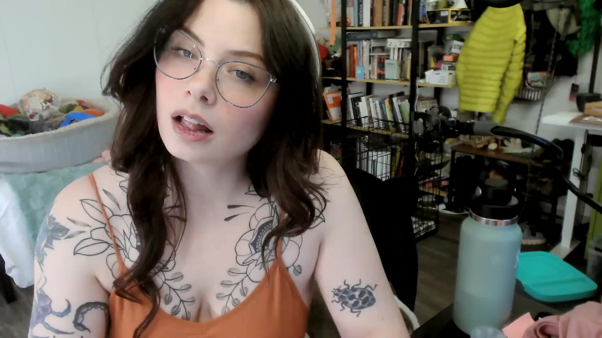 Gallery image thumbnail from ToniTigresse's myfreecams stream on, 05/20/2025, 02:13 image 8 of 20