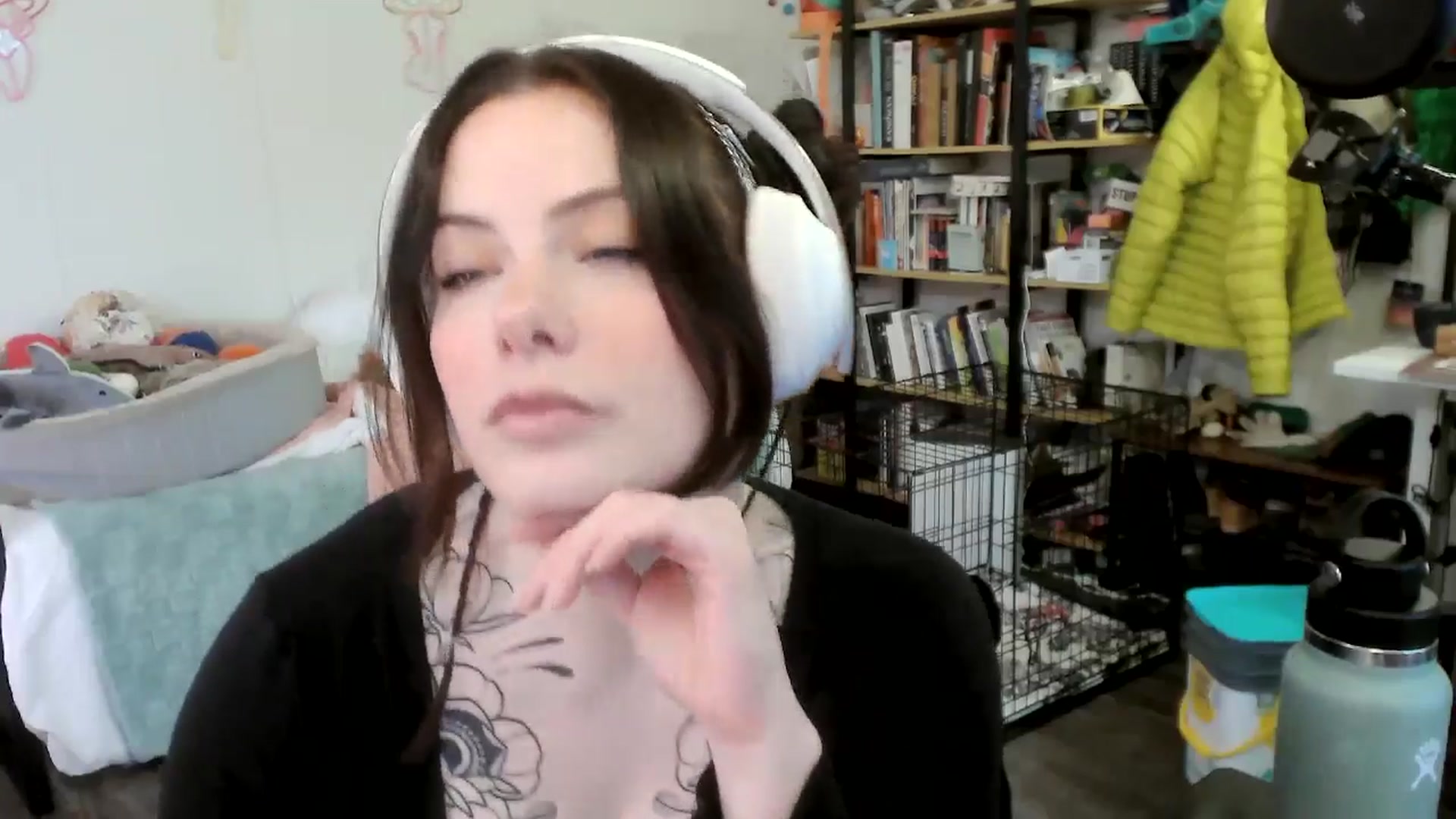 Gallery image thumbnail from ToniTigresse's myfreecams stream on, 05/21/2025, 24:03 image 9 of 20