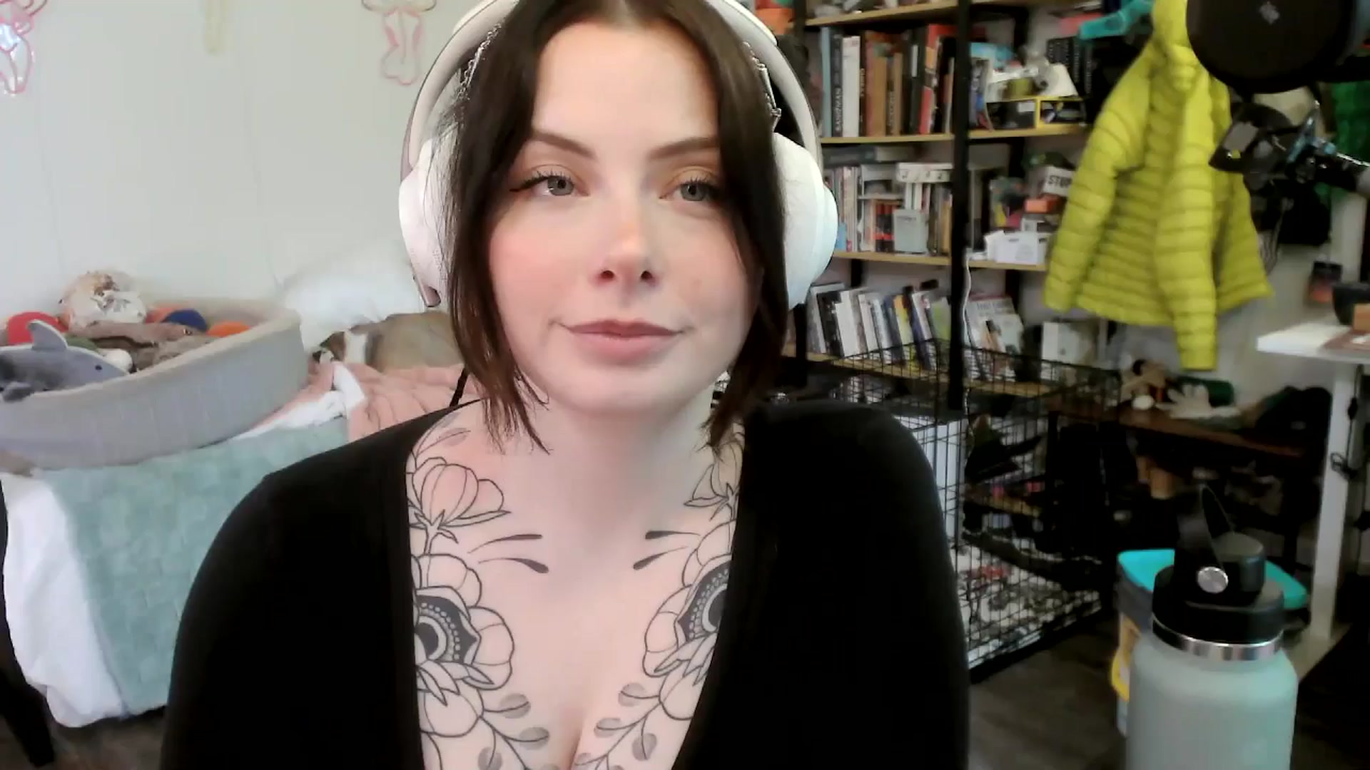 Gallery image thumbnail from ToniTigresse's myfreecams stream on, 05/21/2025, 24:03 image 1 of 20